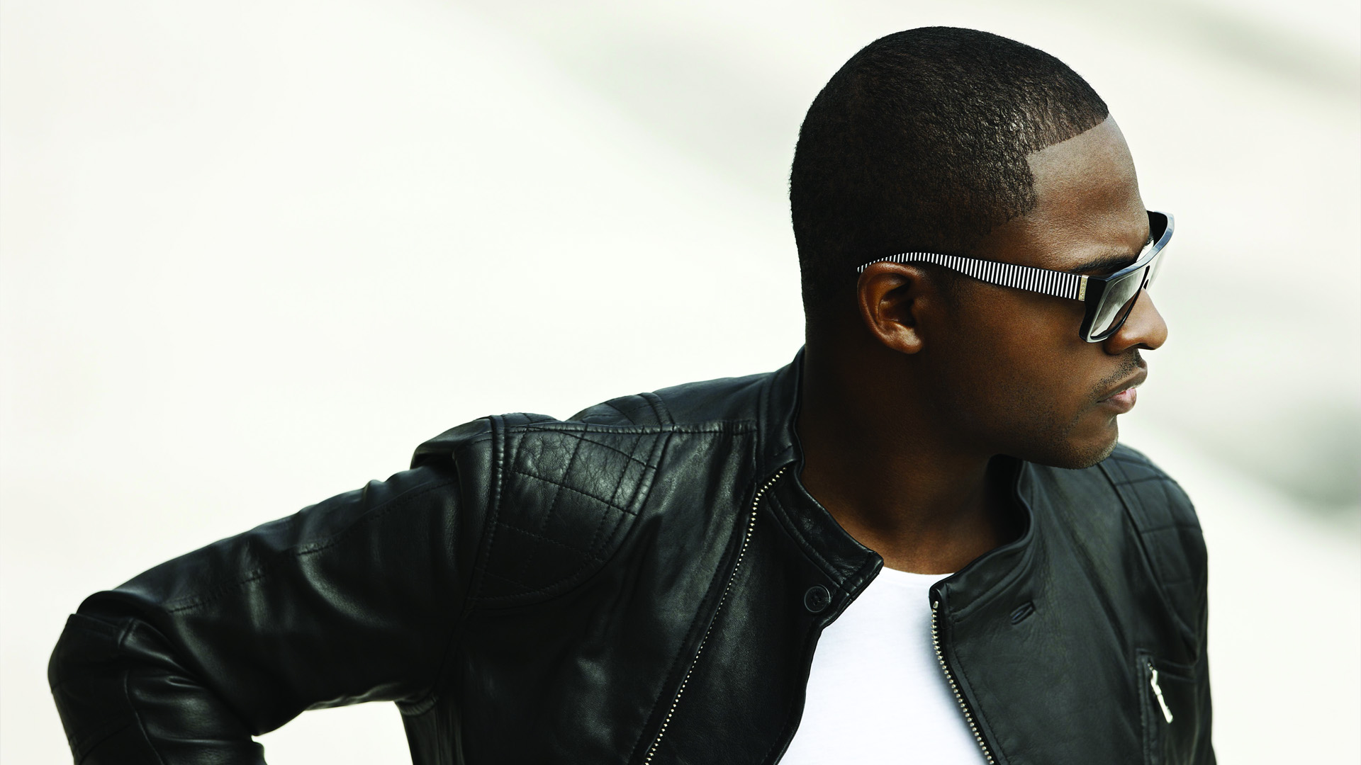 music, taio cruz