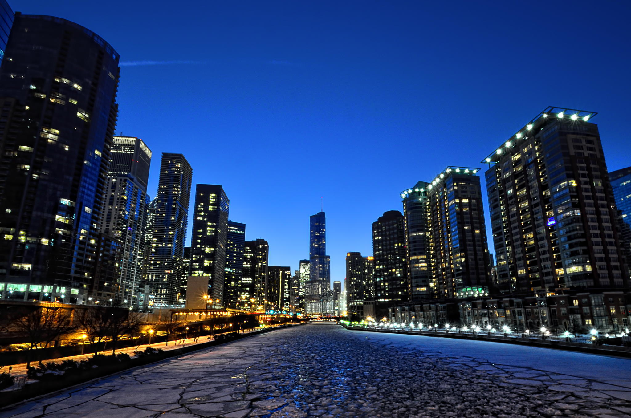 Download mobile wallpaper Chicago, Cities, Man Made for free.