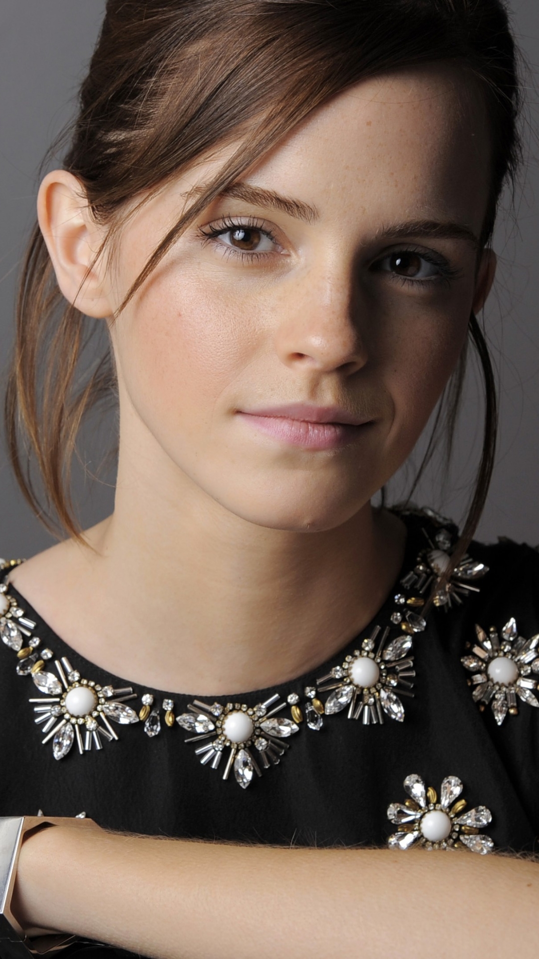 Download mobile wallpaper Celebrity, Emma Watson for free.