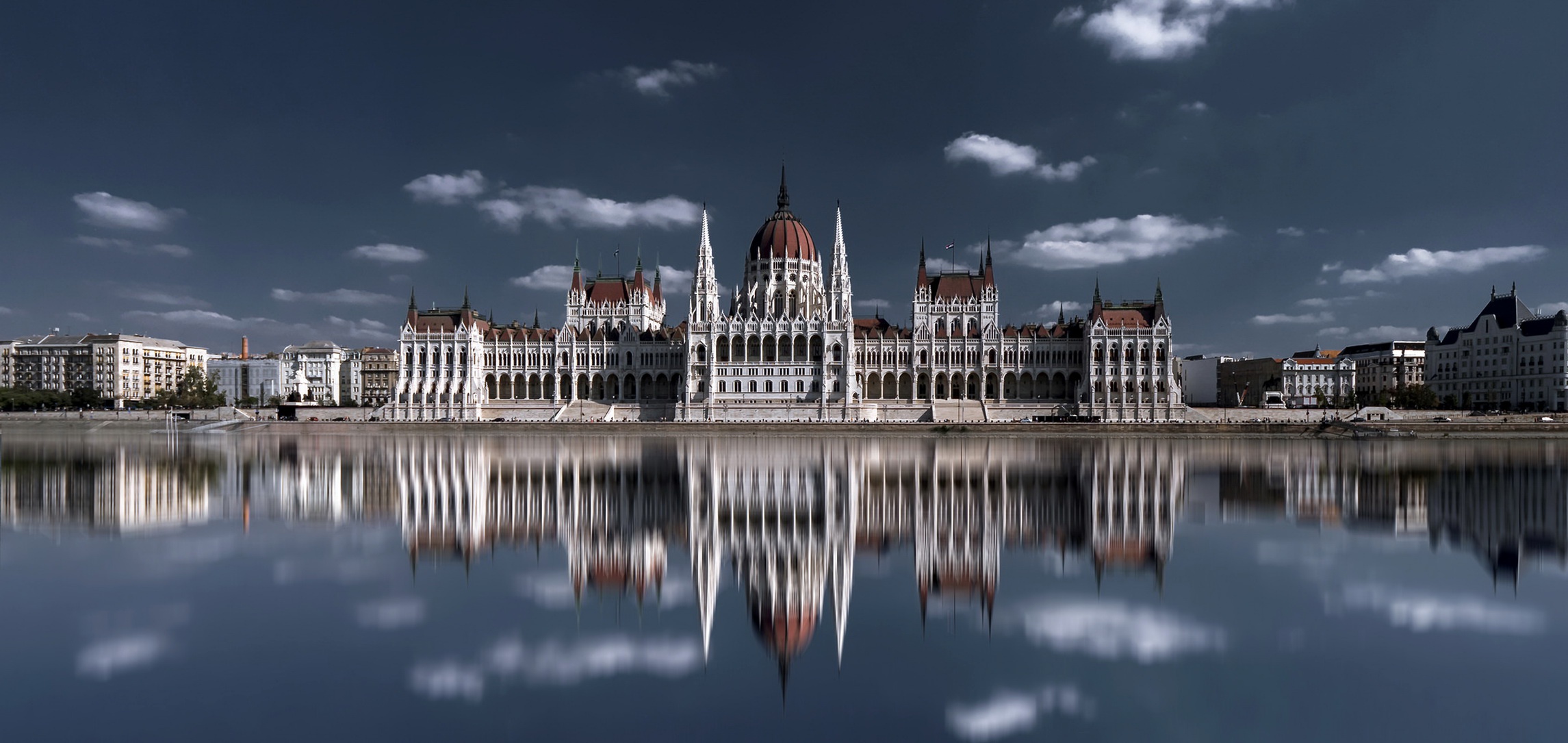 Download mobile wallpaper Architecture, Monuments, Building, Reflection, Hungary, Palace, Man Made, Hungarian Parliament Building for free.