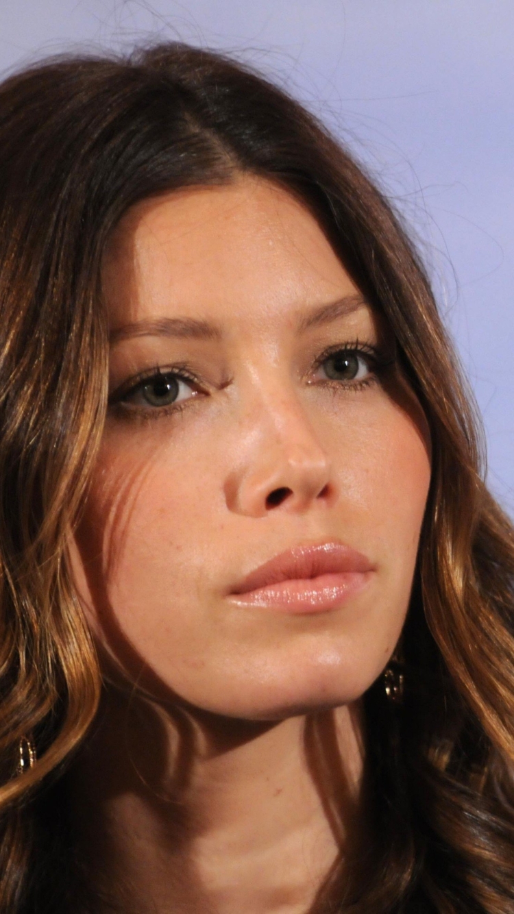 Download mobile wallpaper Celebrity, Jessica Biel for free.