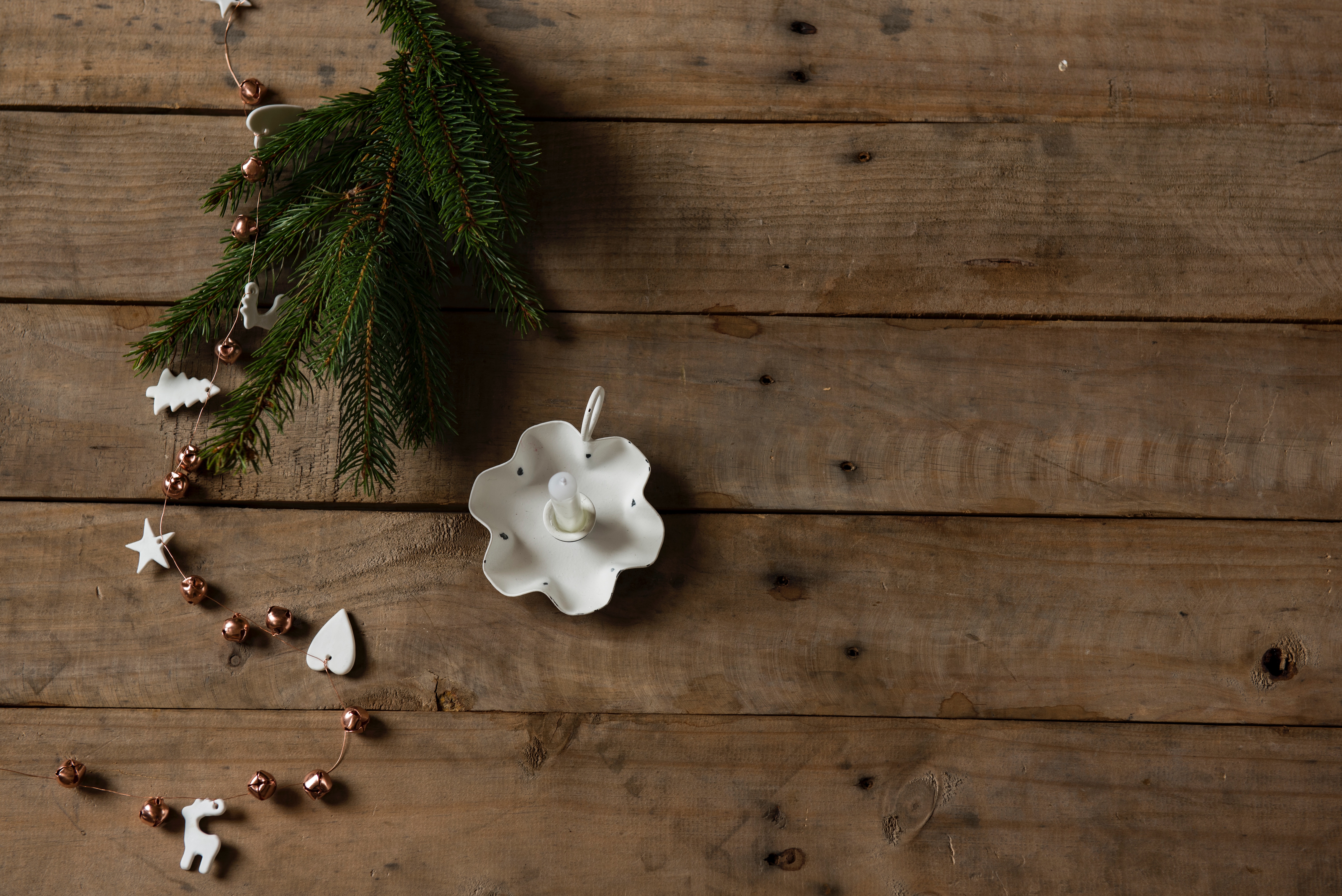 Free download wallpaper Spruce, Fir, Decoration, Candle, Holidays, Christmas on your PC desktop