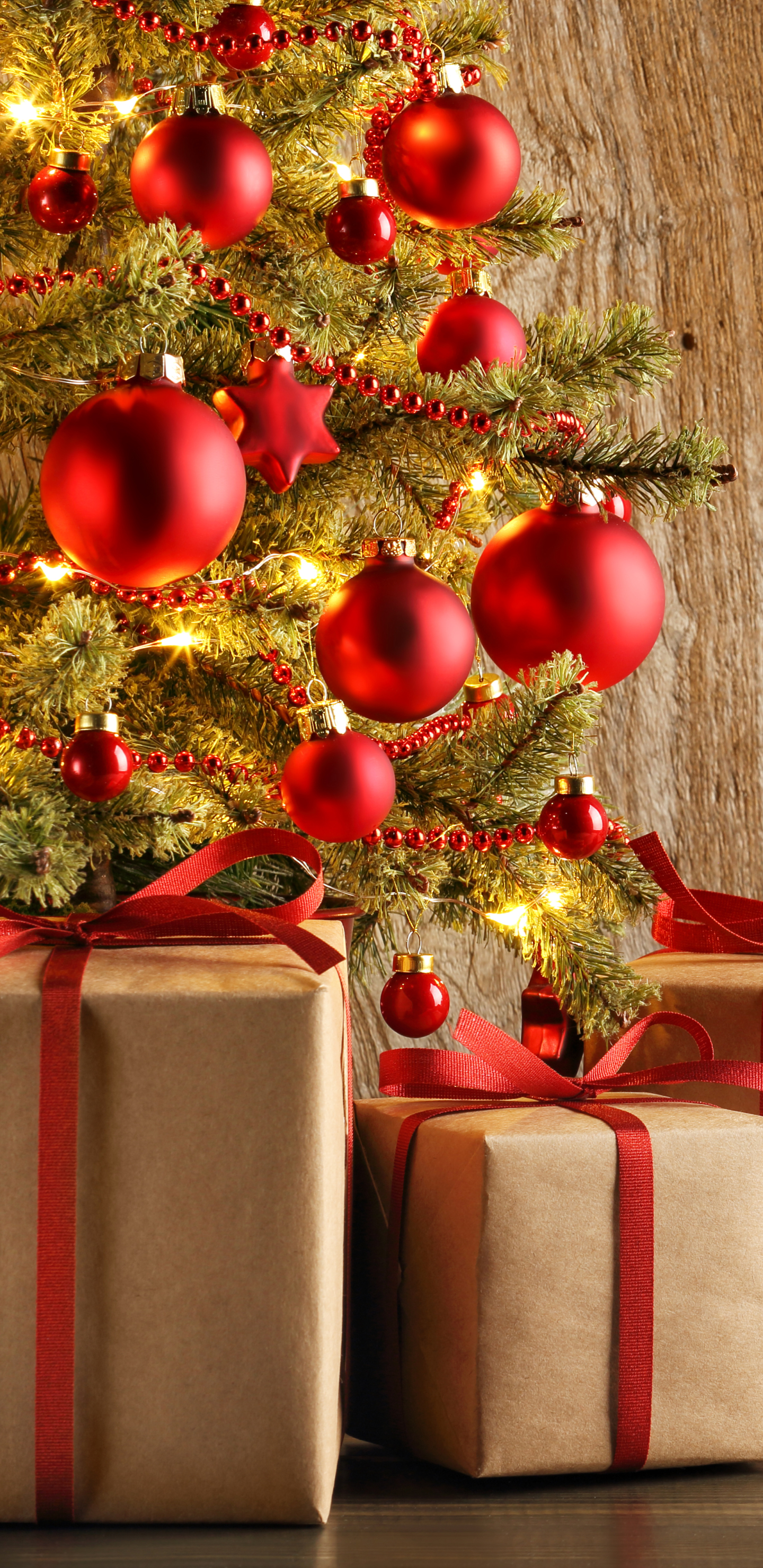 Download mobile wallpaper Christmas, Holiday, Gift, Christmas Tree, Christmas Ornaments for free.