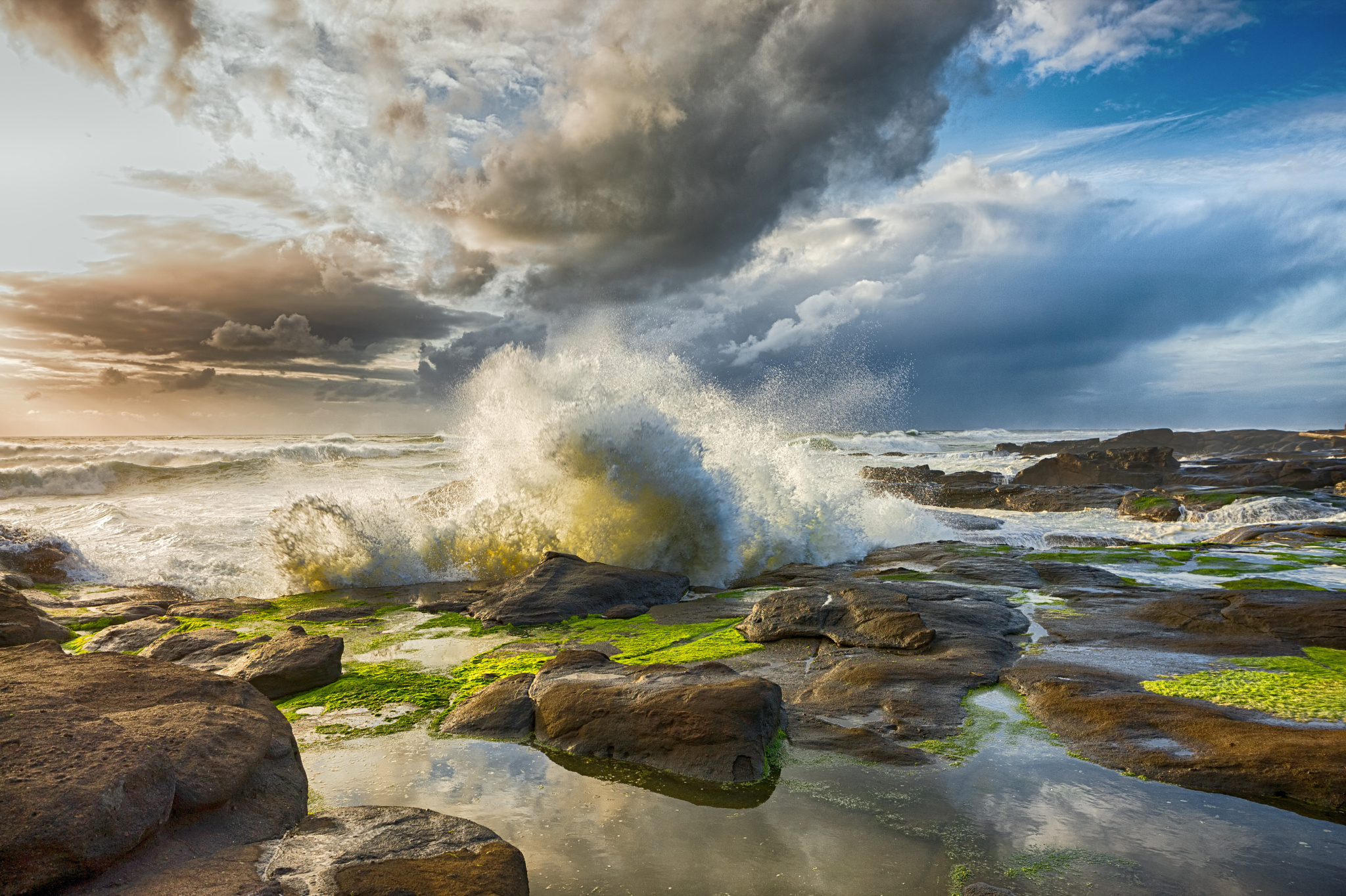 Handy-Wallpaper Natur, Horizont, Ozean, Wolke, Welle, Himmel, Erde/natur kostenlos herunterladen.