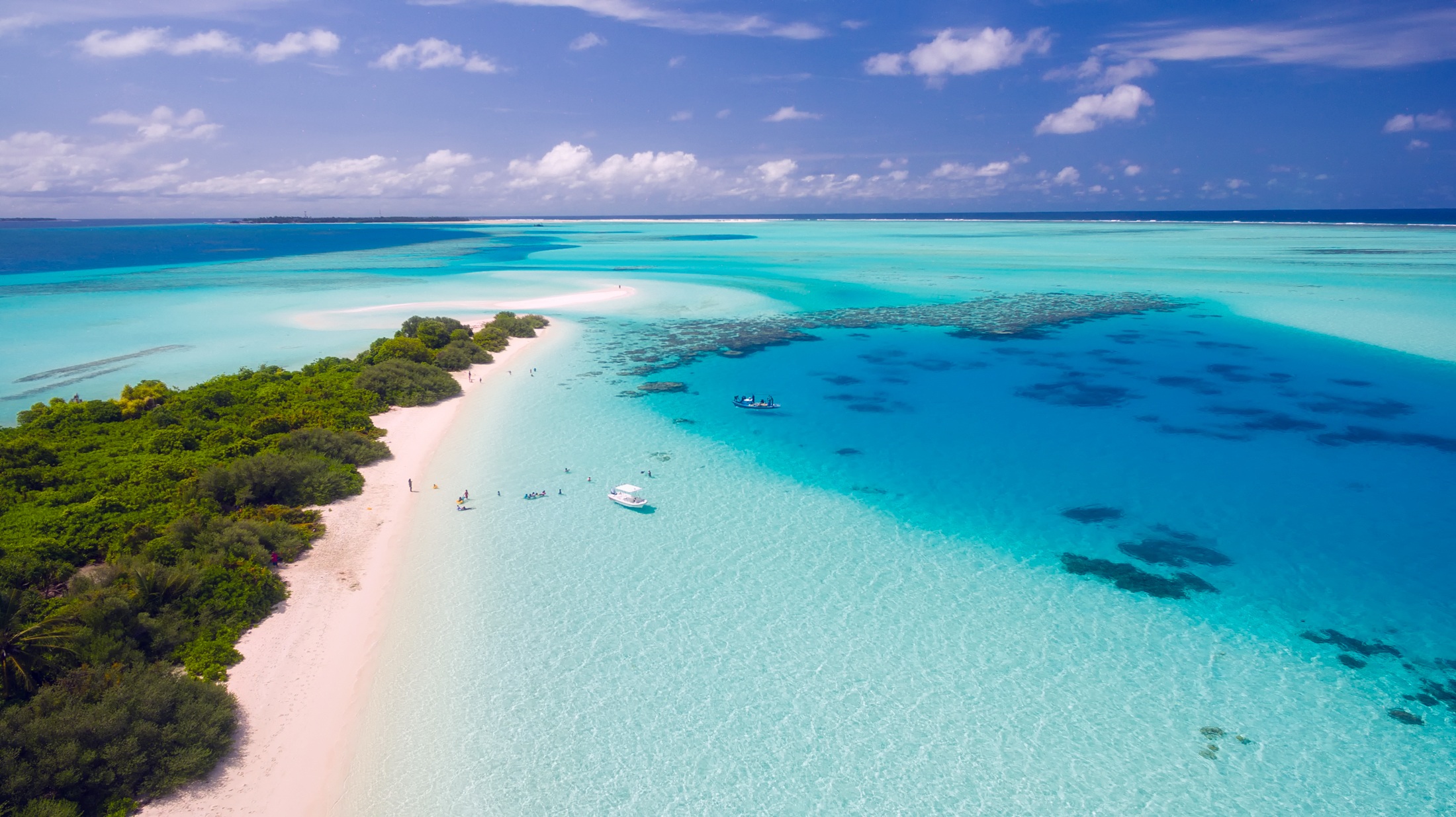 Скачать картинку Природа, Пляж, Остров, Мальдивы, Земля/природа в телефон бесплатно.
