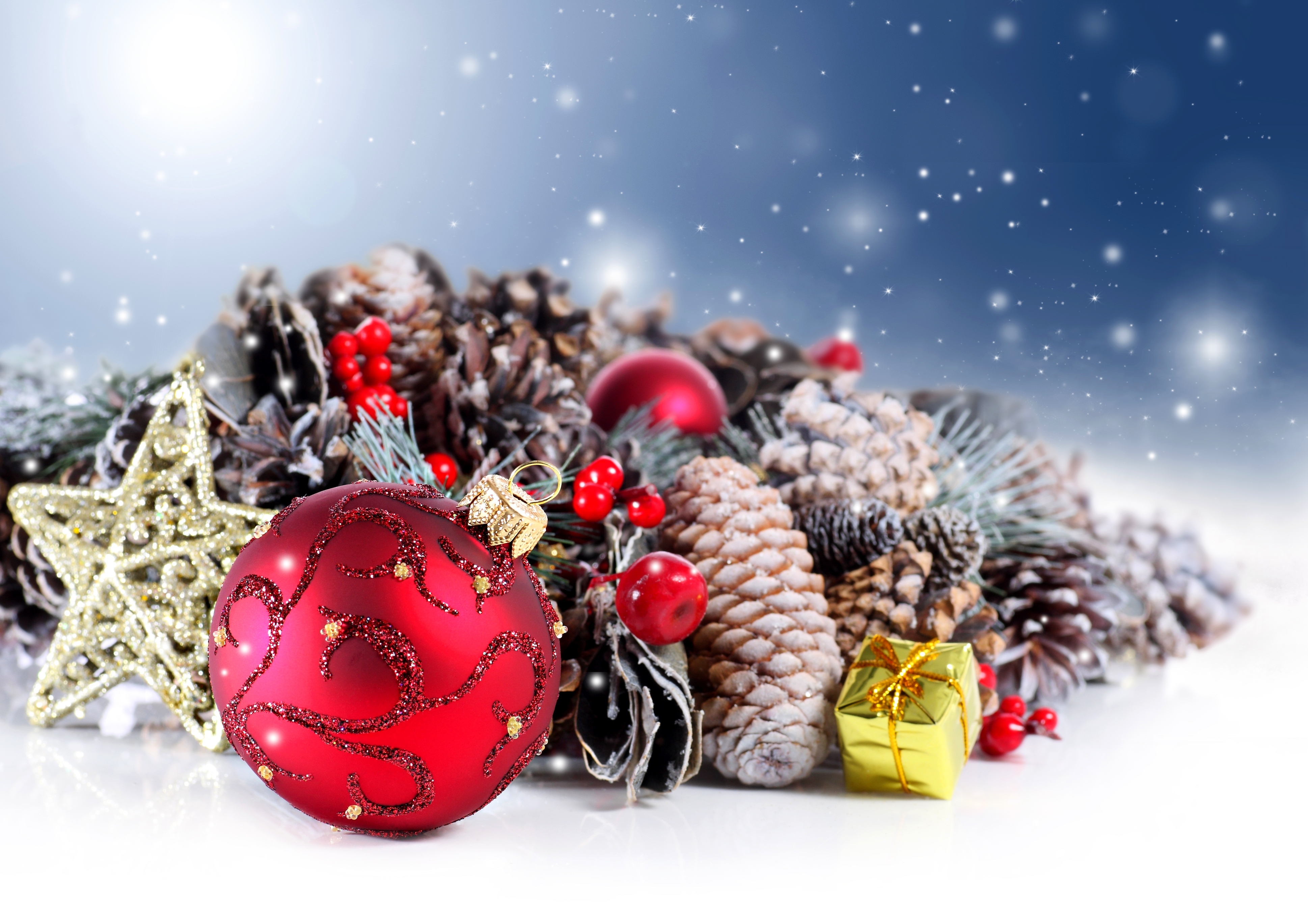 Free download wallpaper Christmas, Holiday, Christmas Ornaments, Pine Cone on your PC desktop