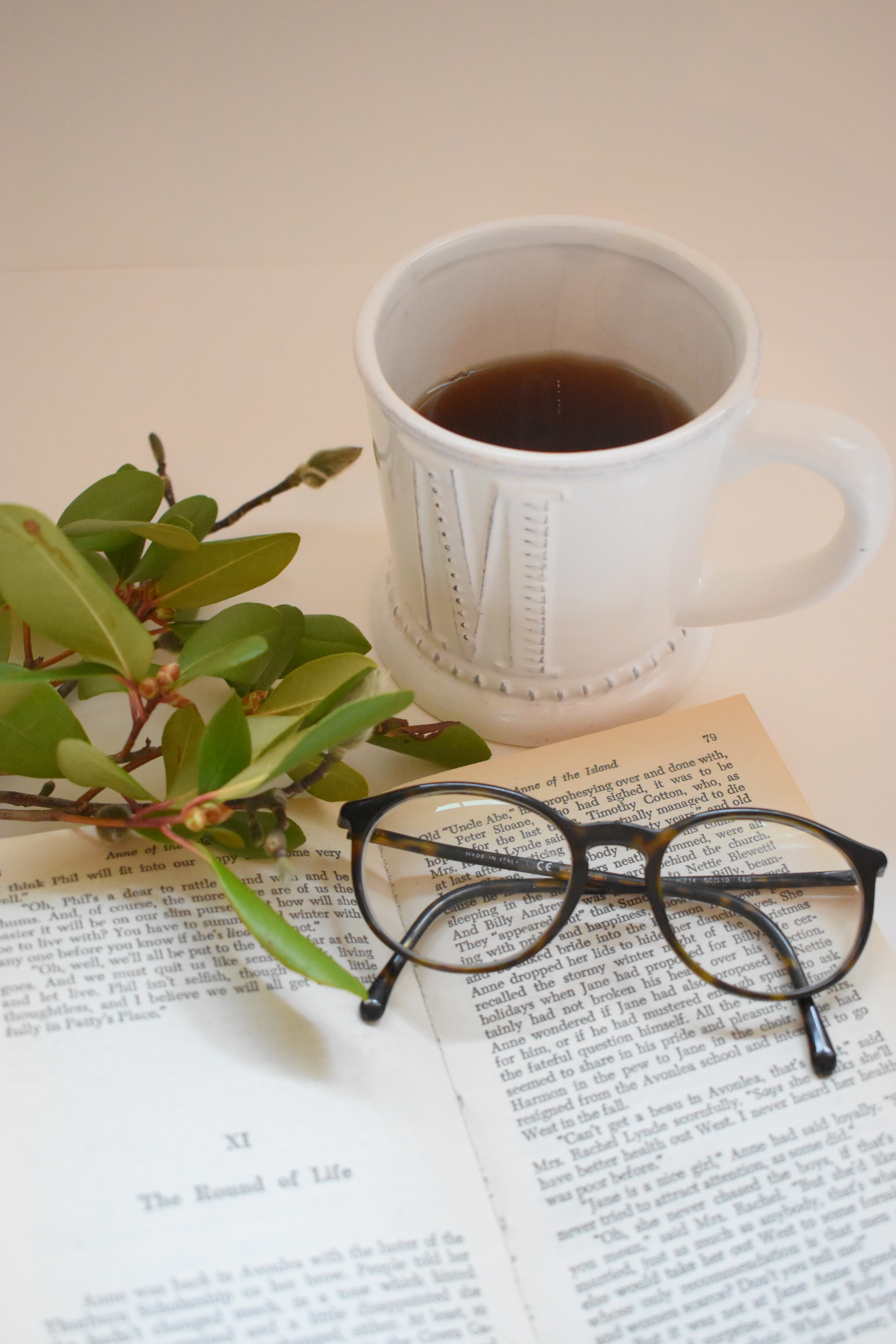 Windows Backgrounds spectacles, miscellanea, miscellaneous, cup, book, glasses