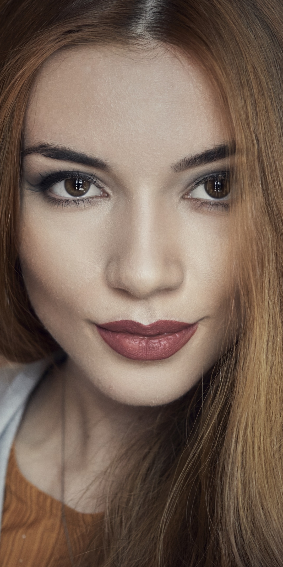 Download mobile wallpaper Portrait, Face, Women, Lipstick for free.