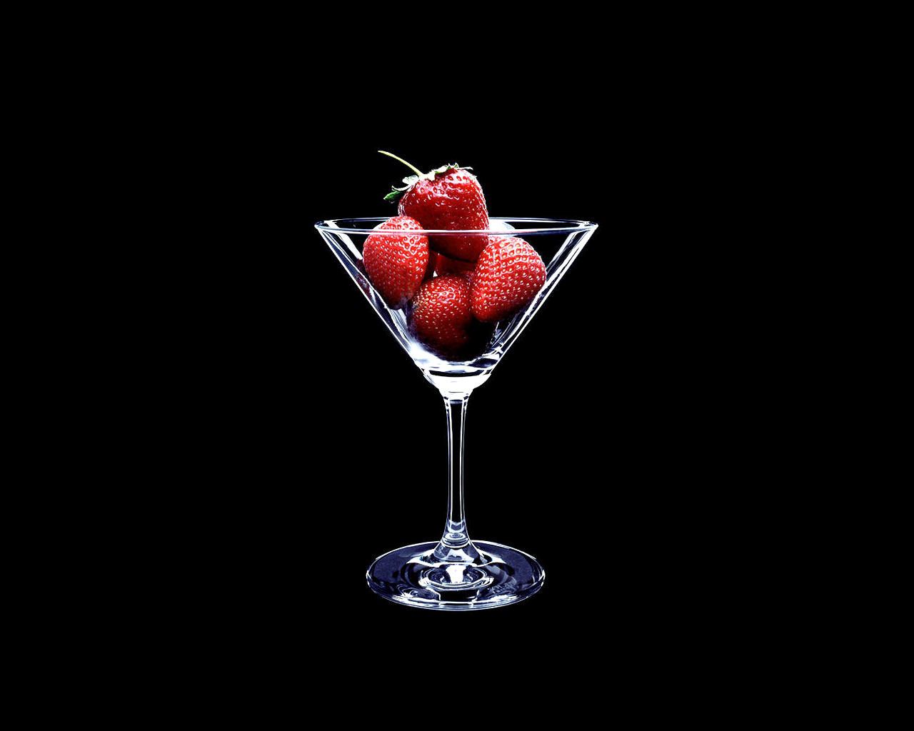minimalism, black, wineglass, strawberry, goblet