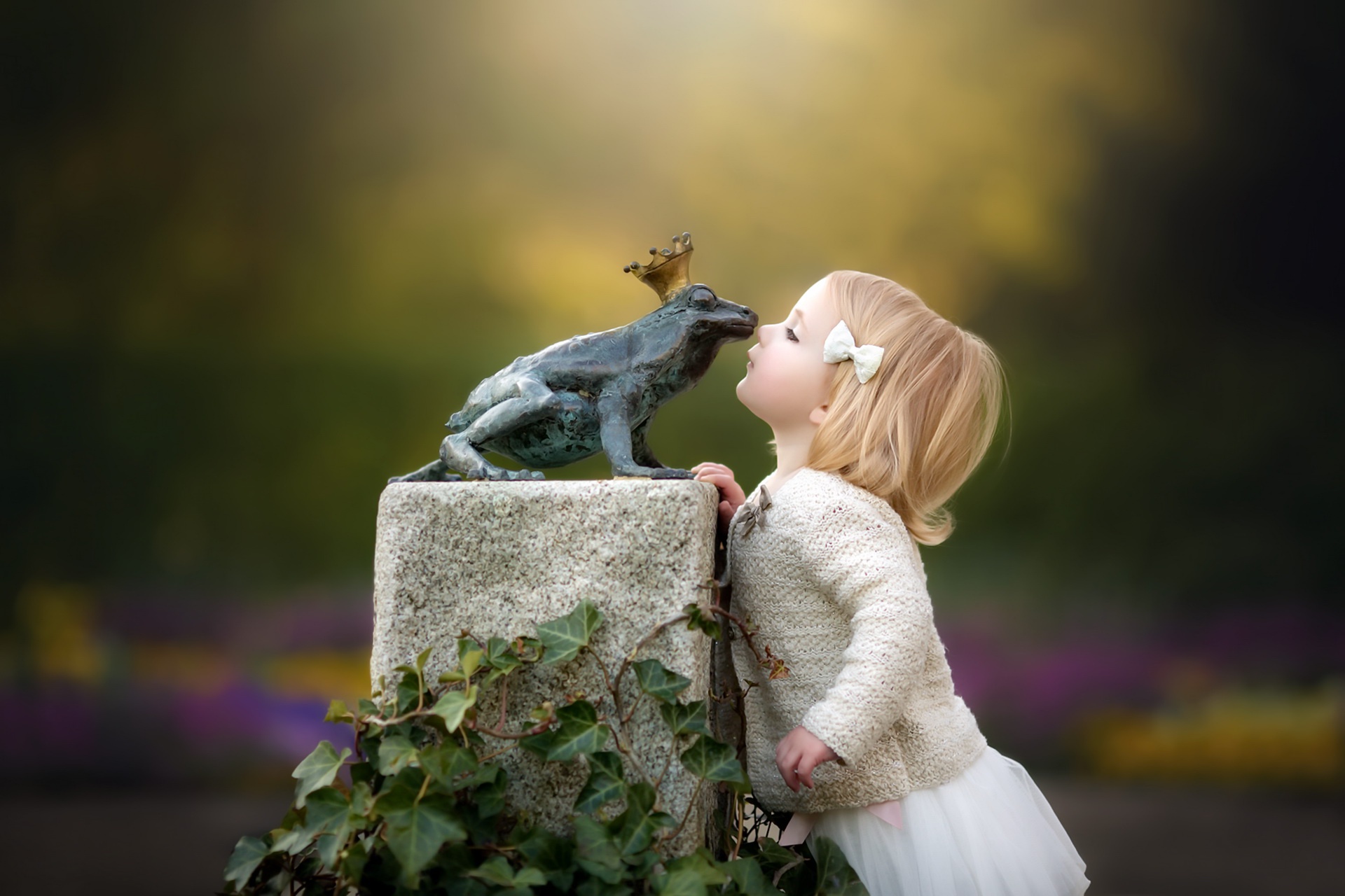 Download mobile wallpaper Statue, Child, Blonde, Cute, Photography, Little Girl, Depth Of Field for free.