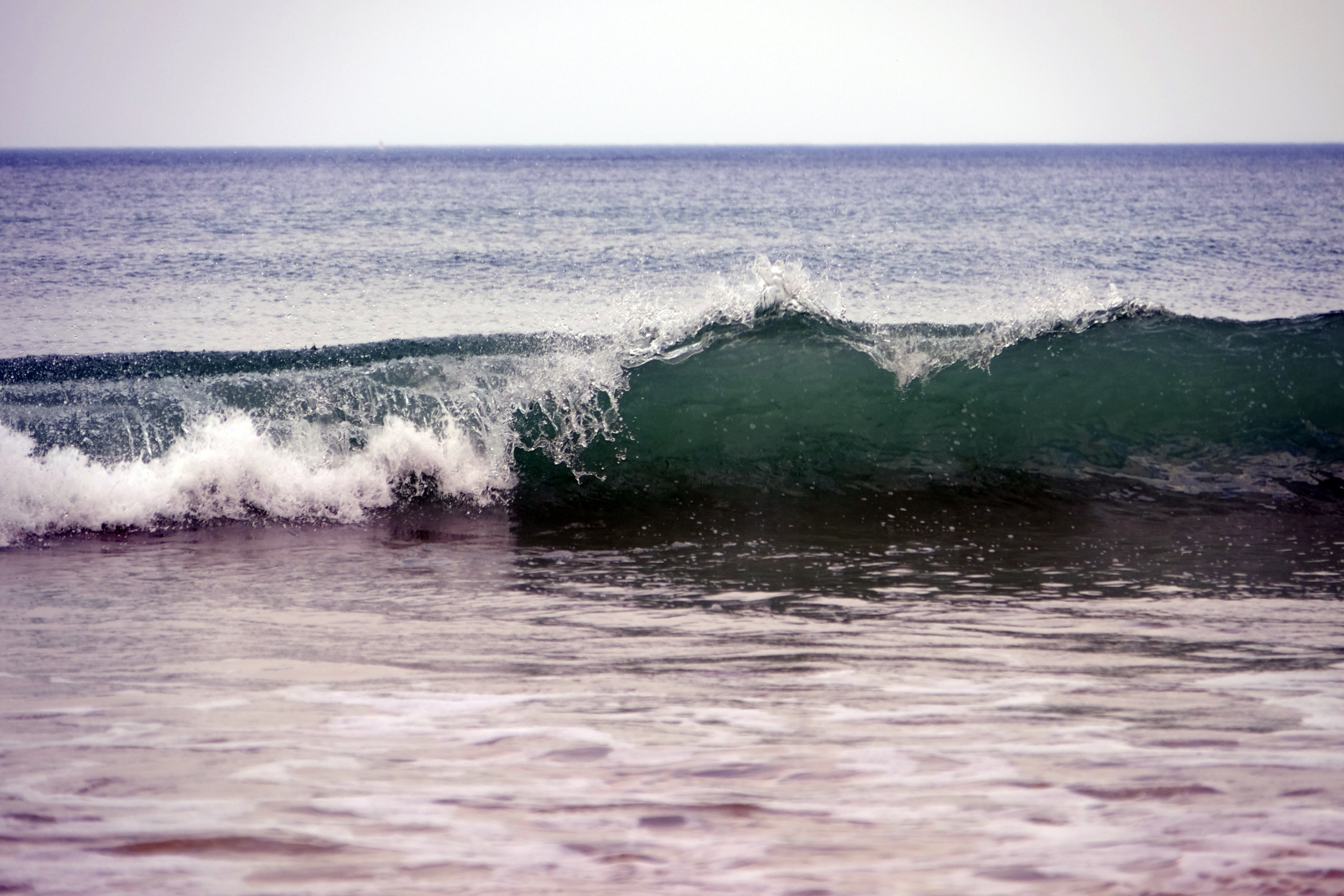 Free download wallpaper Sea, Shore, Bank, Surf, Wave, Nature on your PC desktop