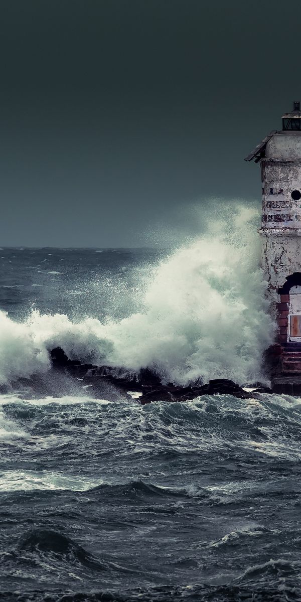 Desktop wallpaper: Man Made, Lighthouse, Building, Horizon, Ocean, Wave ...