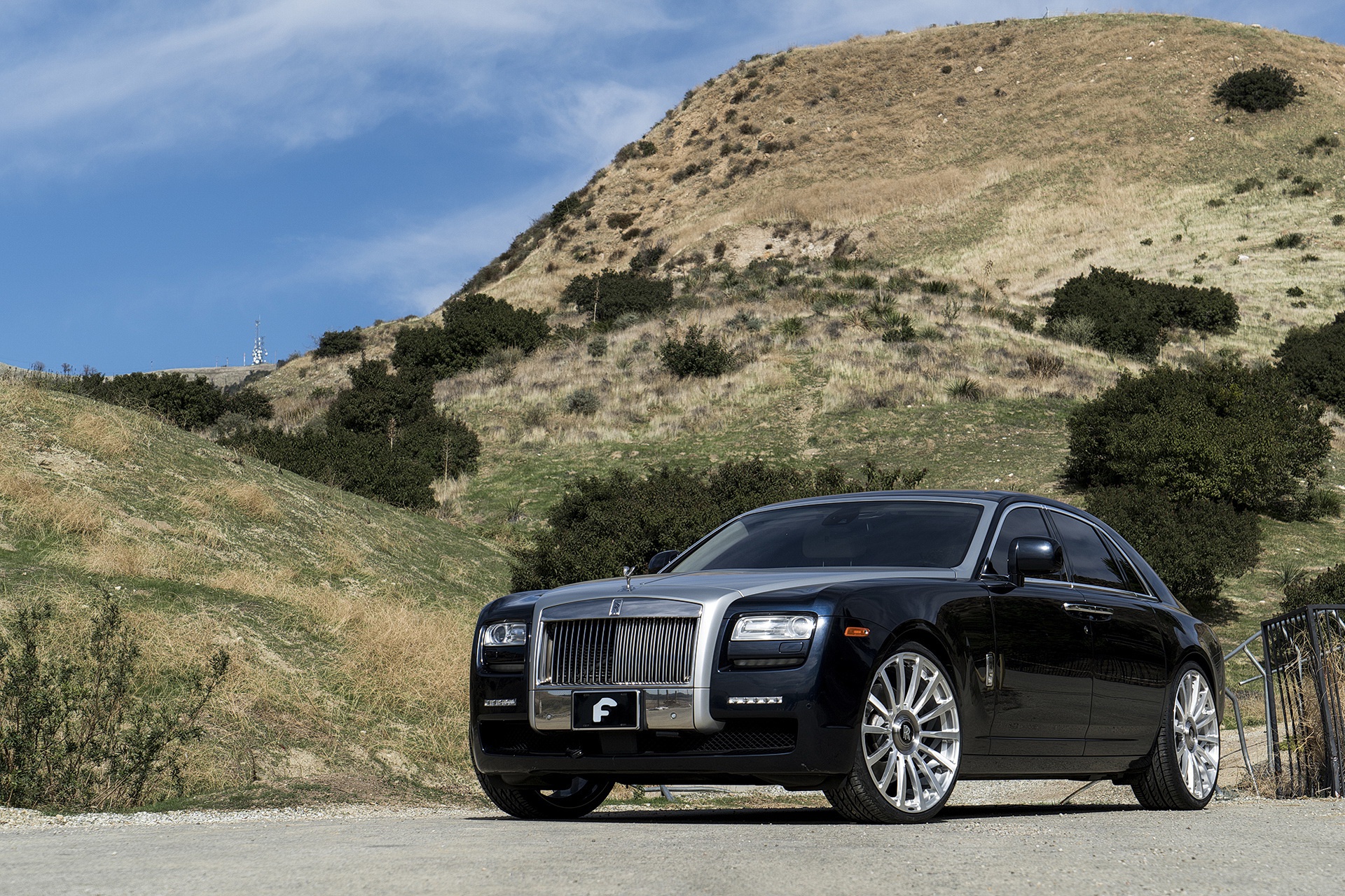 Téléchargez des papiers peints mobile Rolls Royce, Véhicules, Rolls Royce Ghost gratuitement.