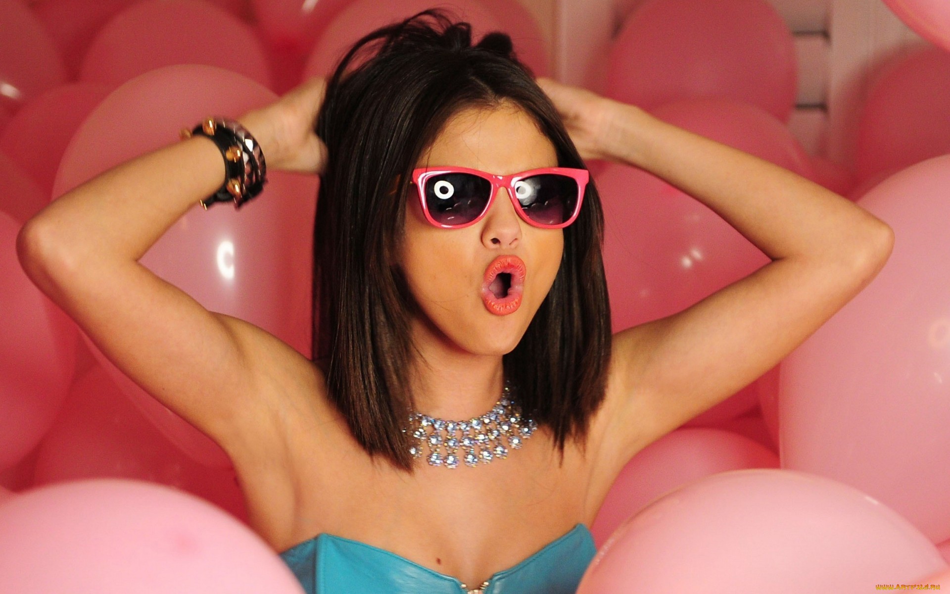 Laden Sie das Musik, Selena Gomez-Bild kostenlos auf Ihren PC-Desktop herunter