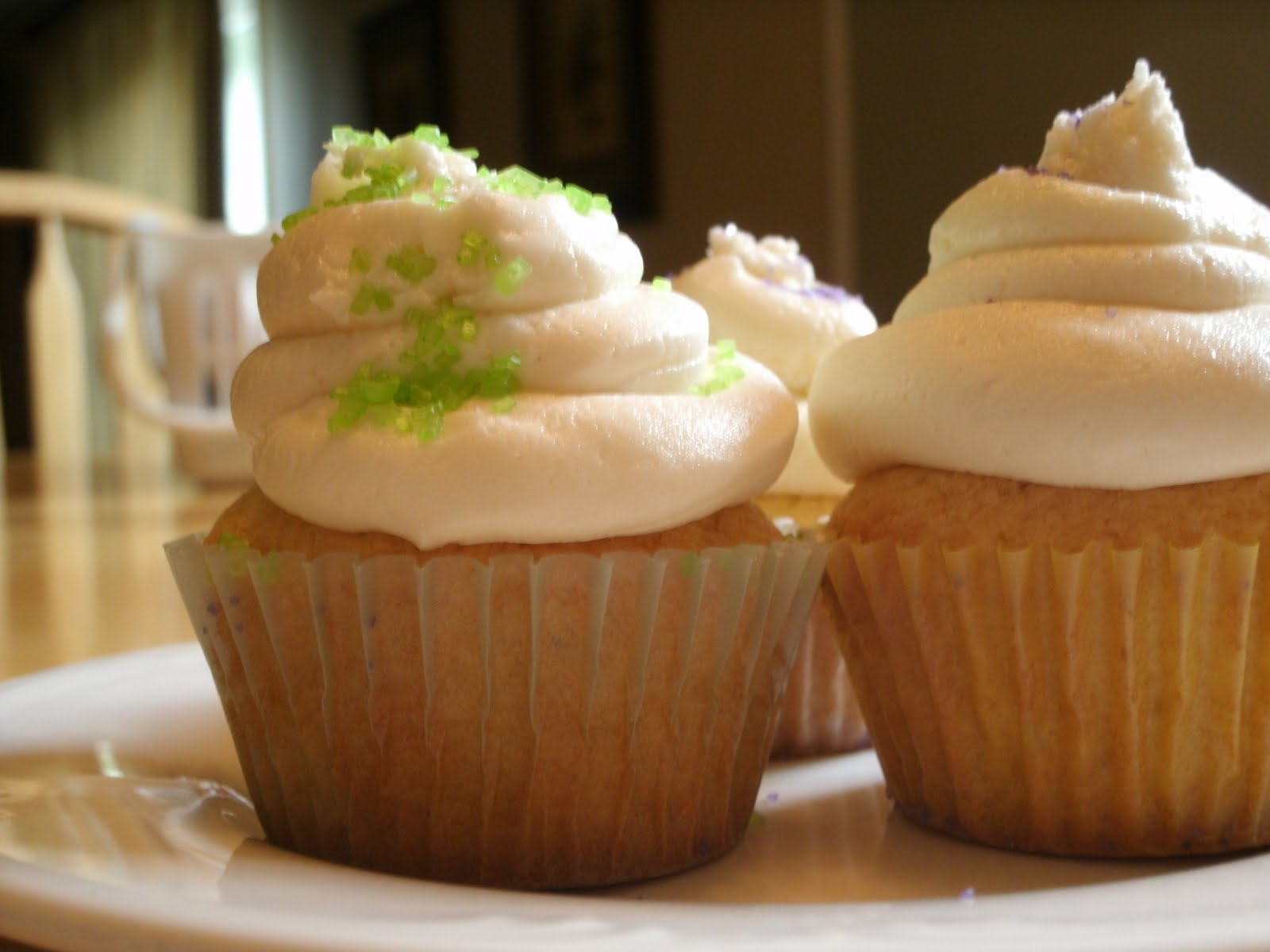 food, vanilla cupcake