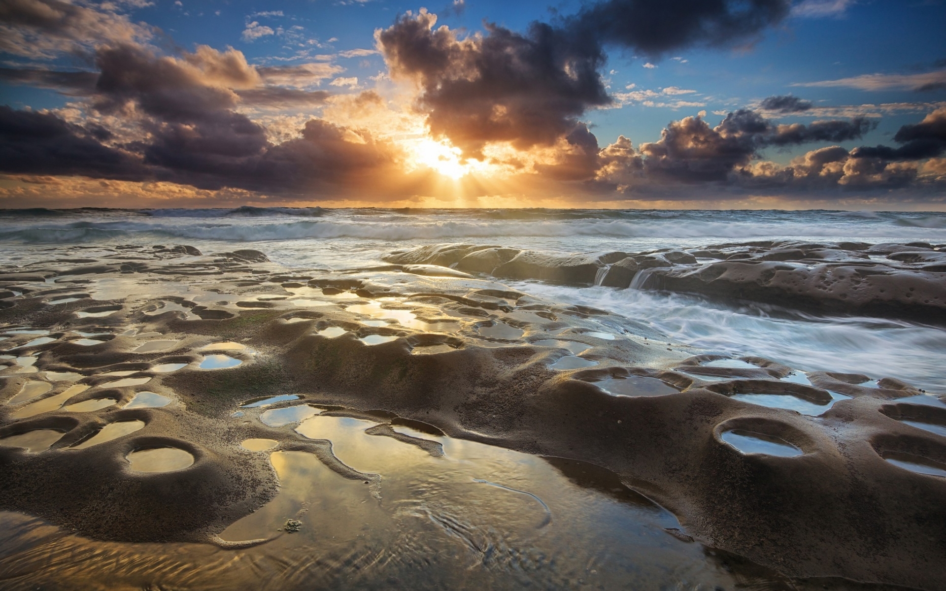 Download mobile wallpaper Sunset, Sea, Landscape, Nature for free.