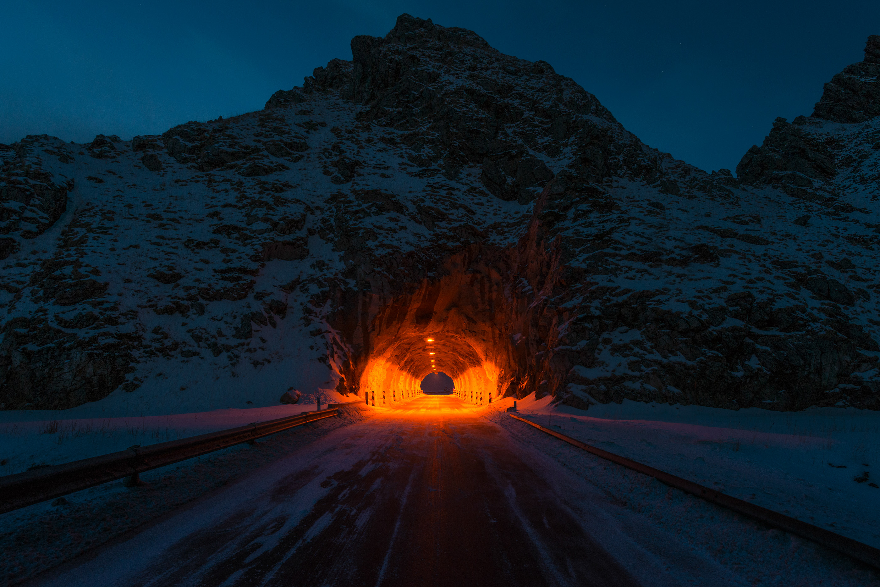 Descarga gratuita de fondo de pantalla para móvil de Montaña, Túnel, Carretera, Hecho Por El Hombre.