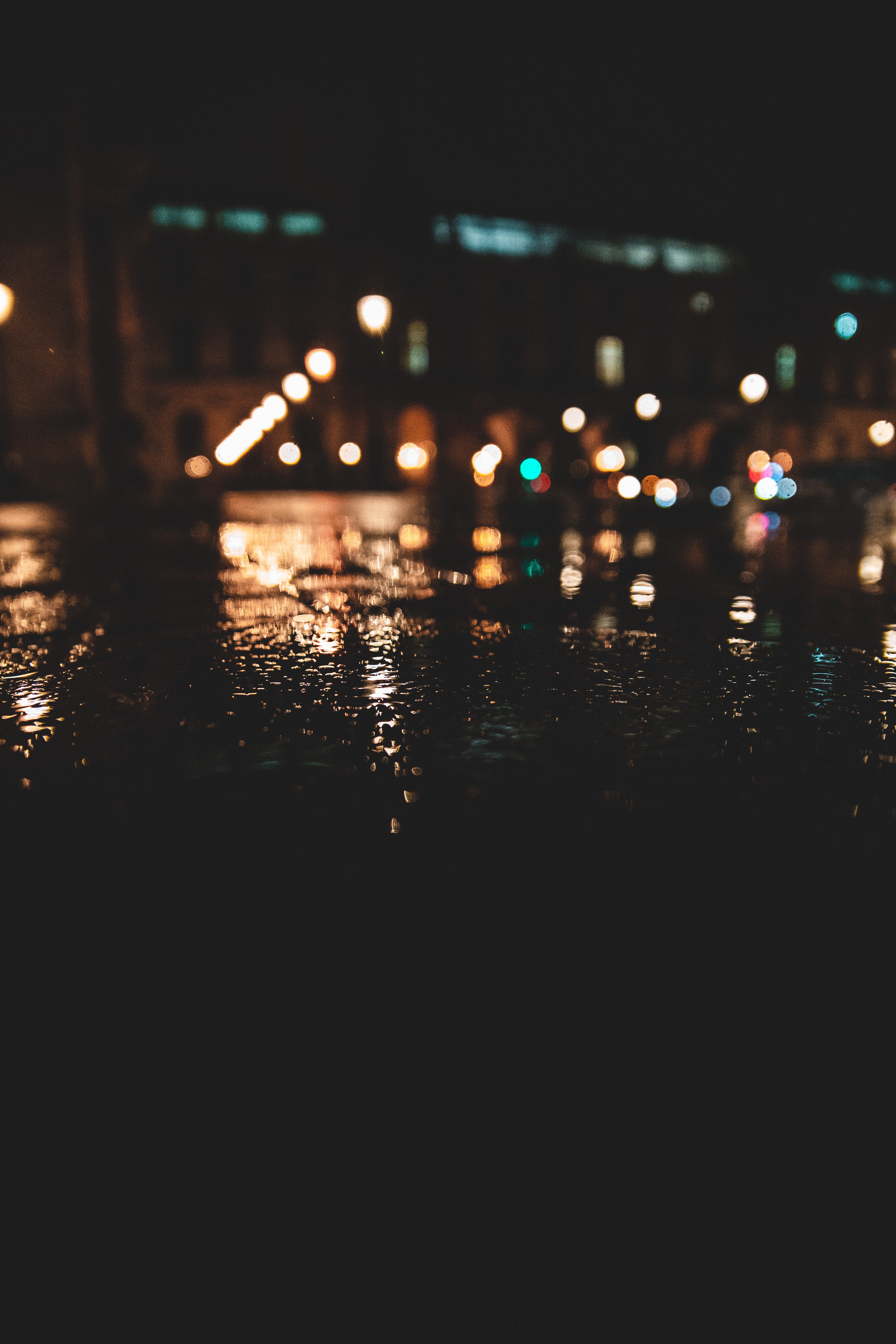 asphalt, night, lights, dark, wet, blur, smooth Desktop Wallpaper