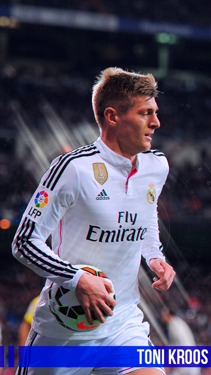 Descarga gratuita de fondo de pantalla para móvil de Fútbol, Deporte, Real Madrid C F, Toni Kroos.