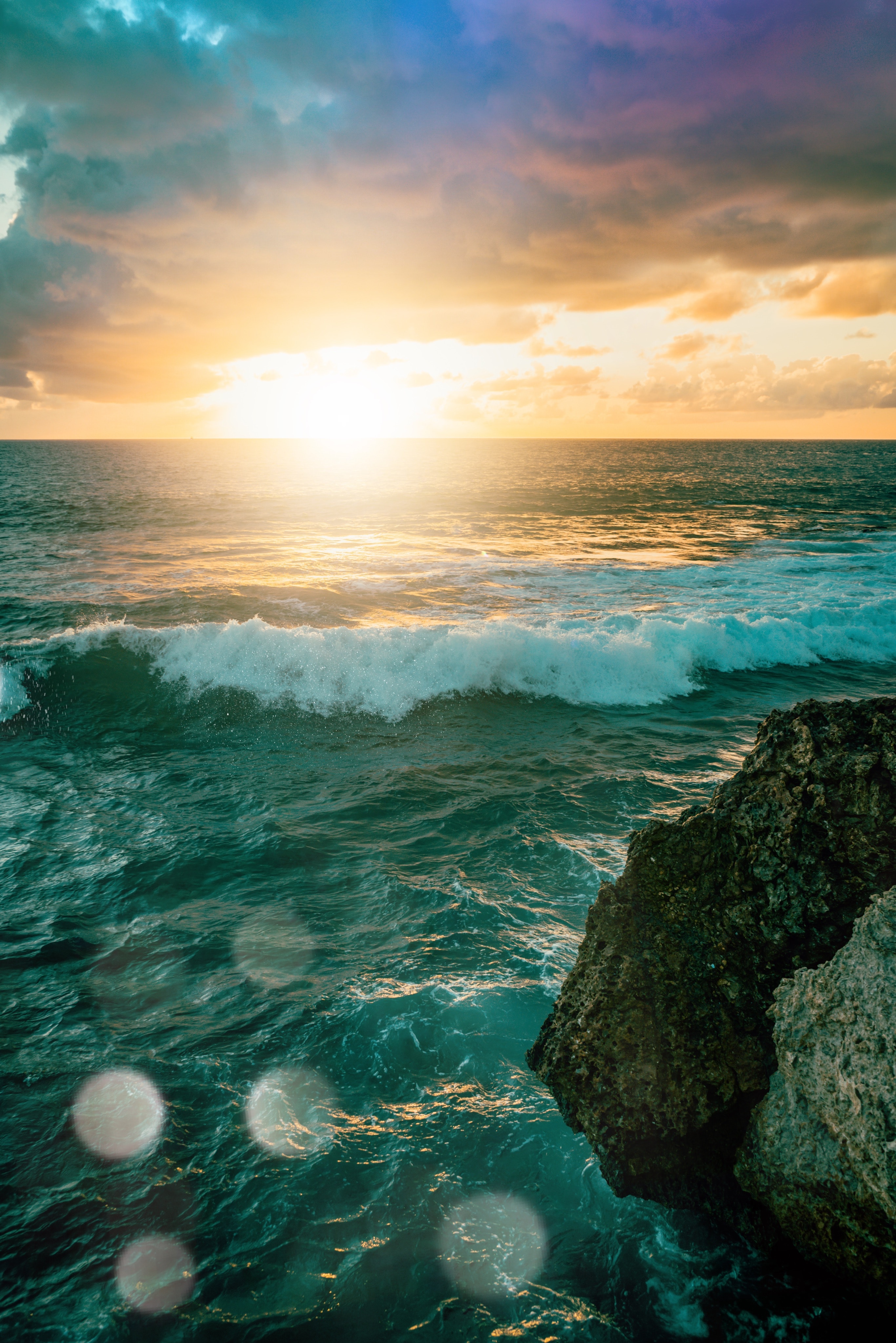 PCデスクトップに日没, 輝く, 光, 自然, 海, サン, 波画像を無料でダウンロード