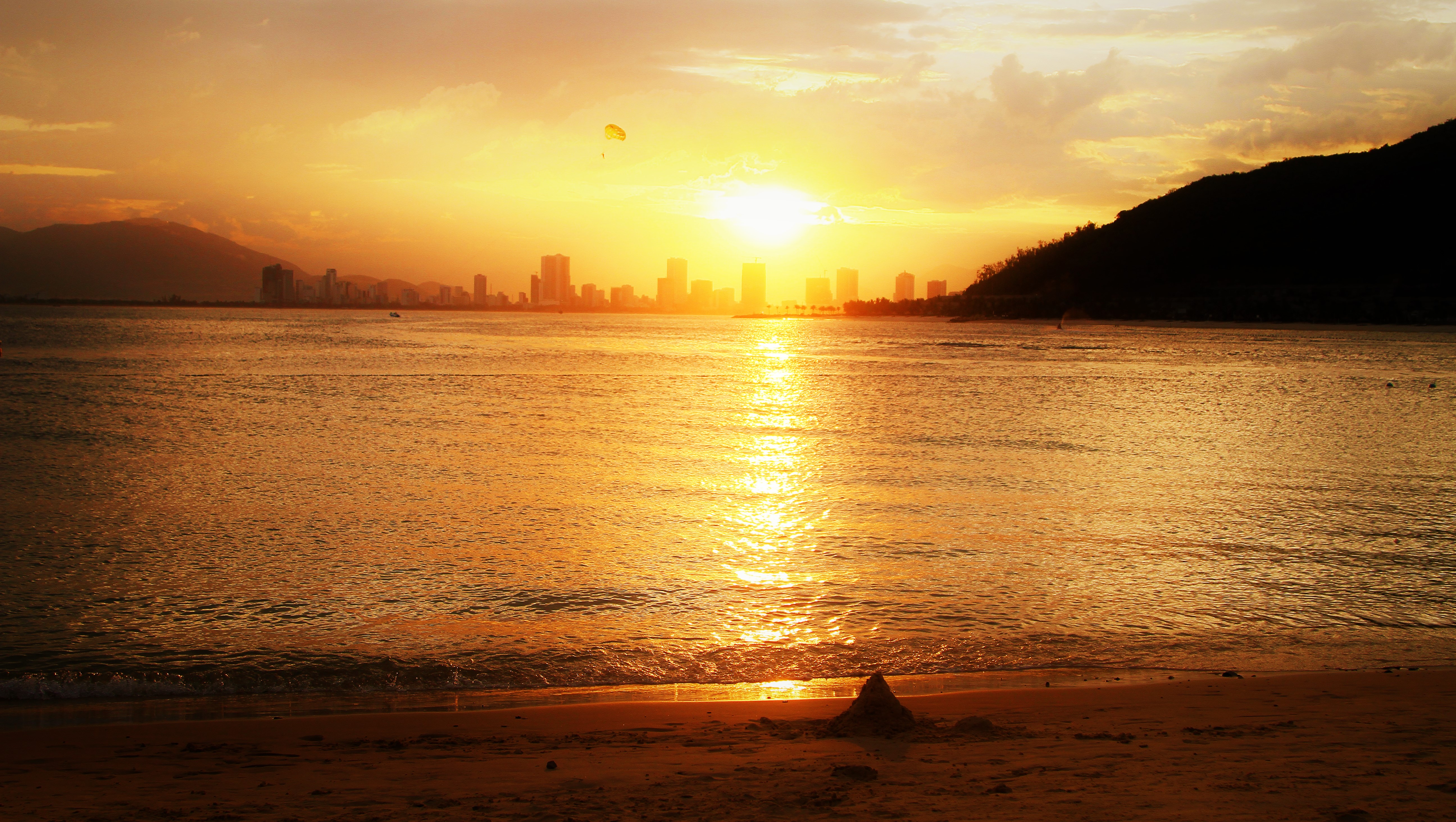 Descarga gratuita de fondo de pantalla para móvil de Mar, Sol, Playa, Océano, Fotografía, Atardecer.