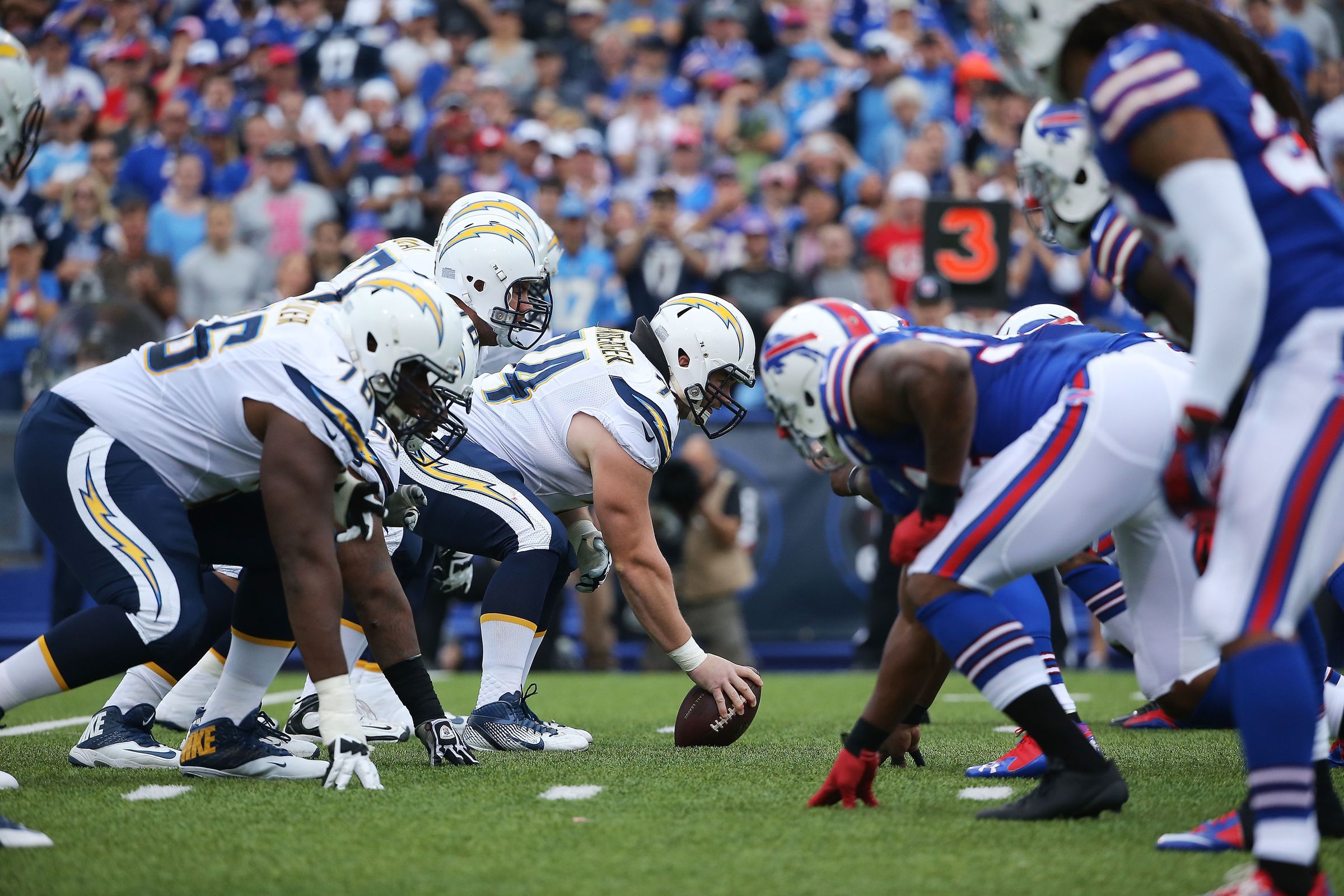 Download mobile wallpaper Sports, Football, Los Angeles Chargers for free.