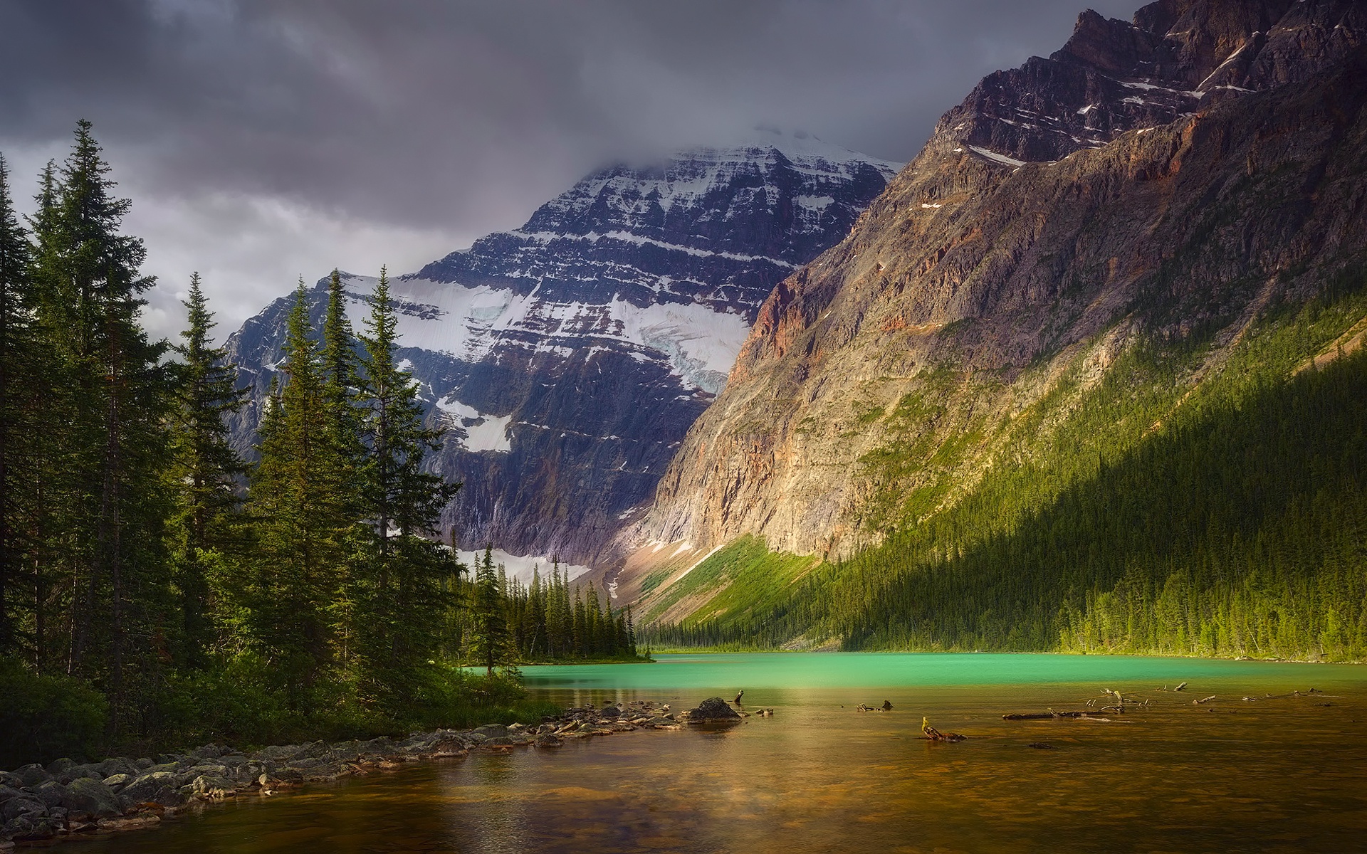 Descarga gratis la imagen Naturaleza, Montañas, Montaña, Lago, Bosque, Árbol, Alberta, Tierra/naturaleza, Parque Nacional Jaspe en el escritorio de tu PC