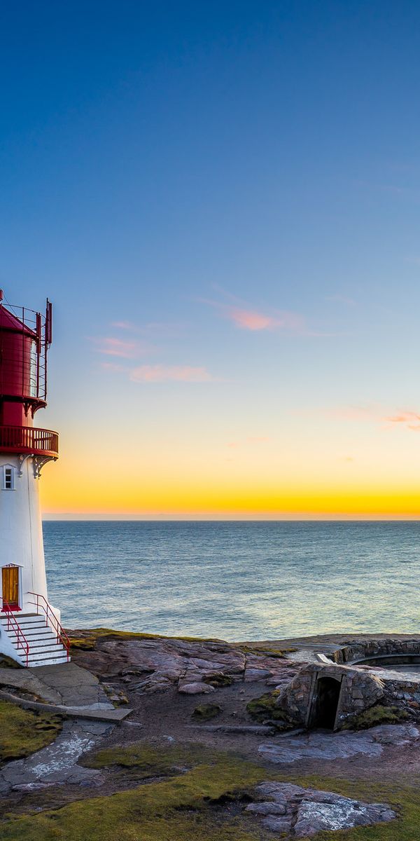 Desktop wallpaper: Man Made, Lighthouse, Ocean 4K free download for PC ...