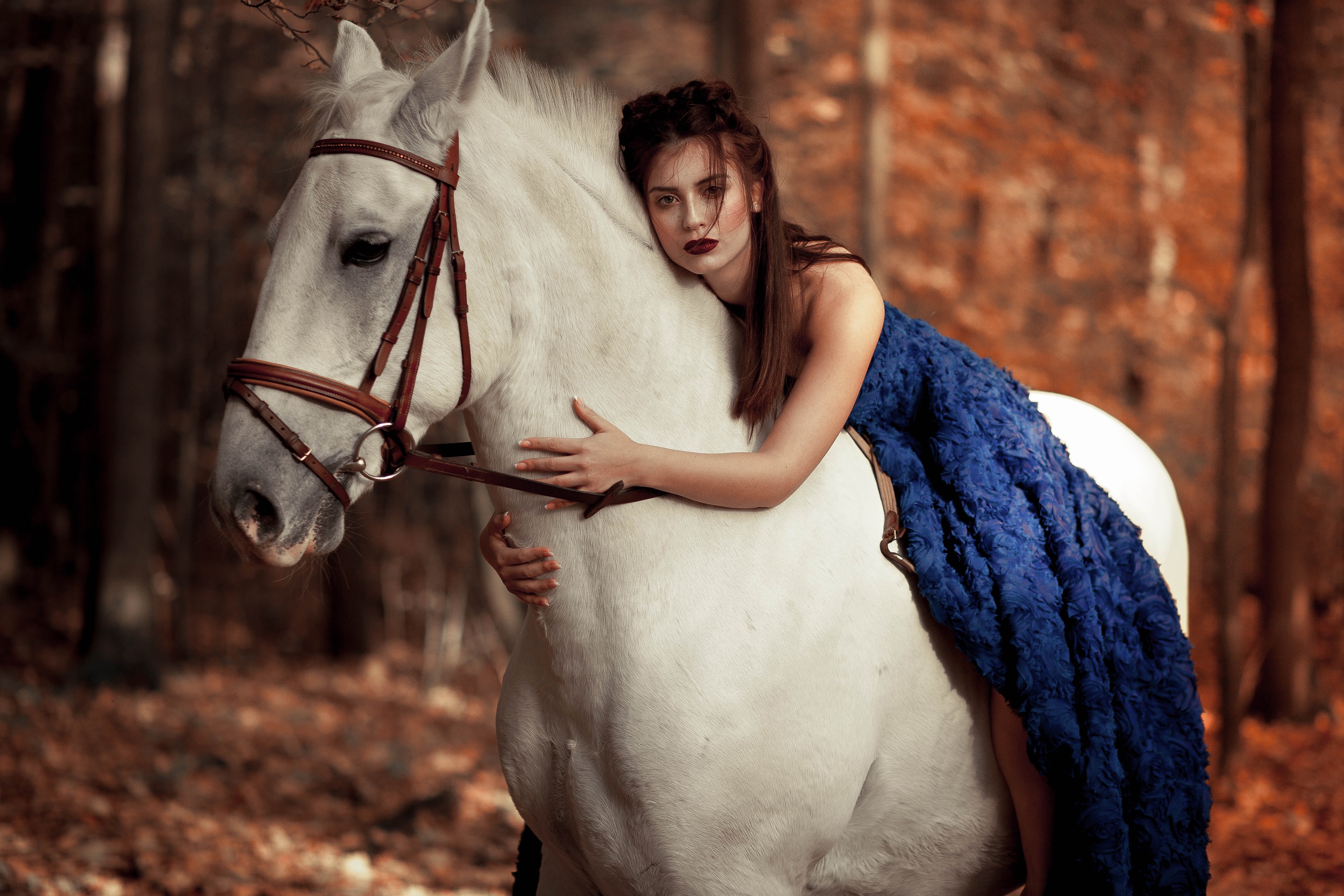 Download mobile wallpaper Redhead, Horse, Model, Women, Lipstick, Blue Dress, Depth Of Field for free.