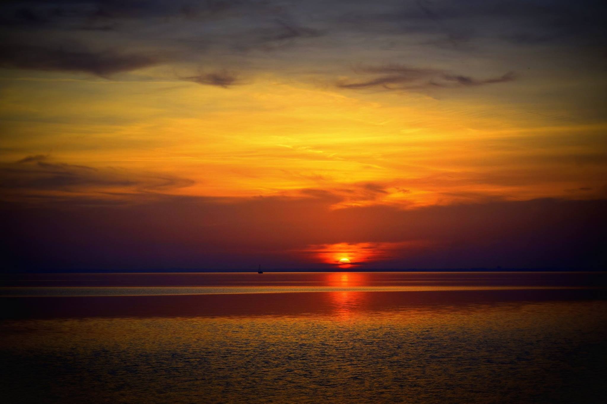 Download mobile wallpaper Sunset, Sky, Horizon, Lake, Earth, Evening, Cloud, Hungary, Orange (Color) for free.
