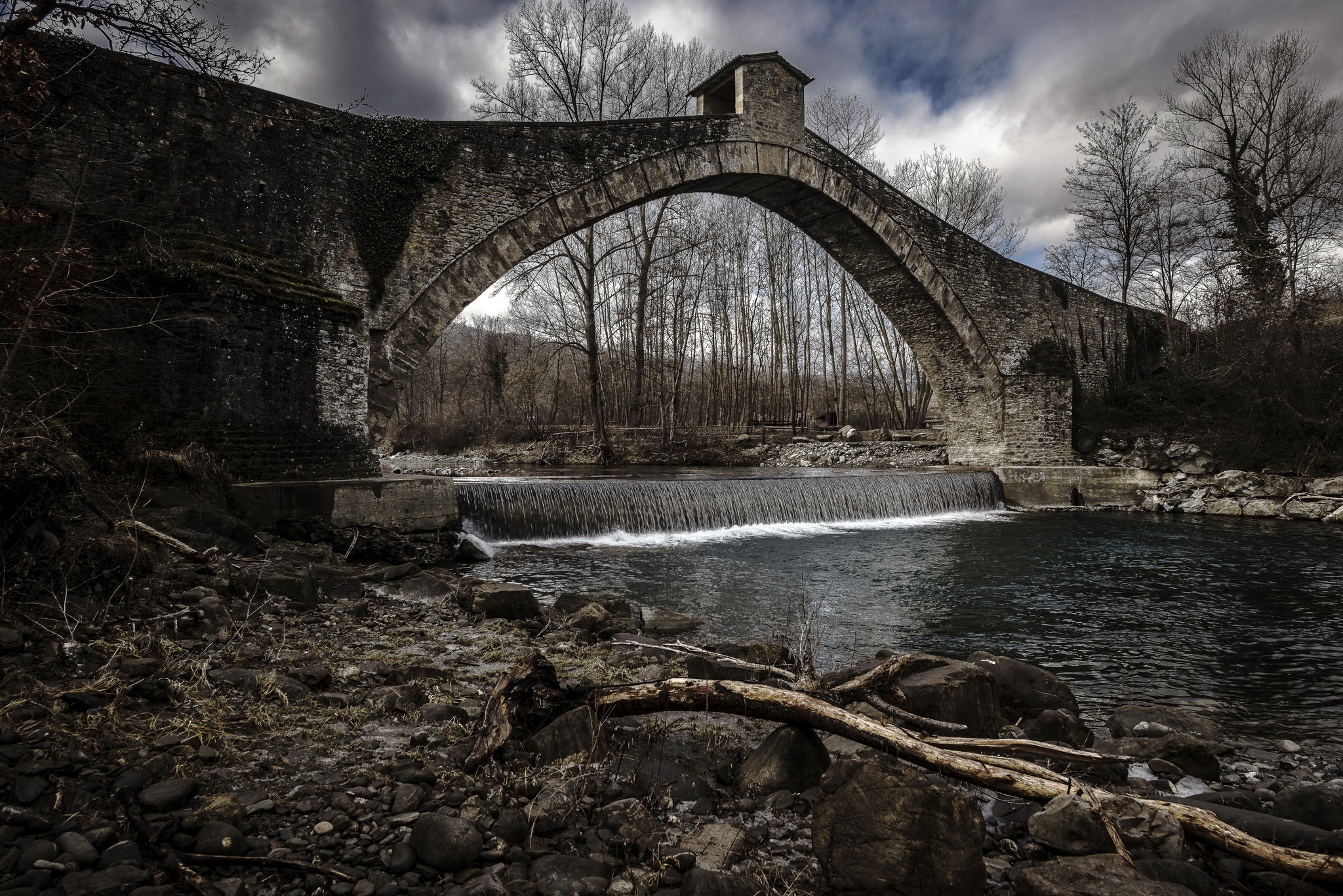 Handy-Wallpaper Fluss, Brücke, Brücken, Menschengemacht kostenlos herunterladen.