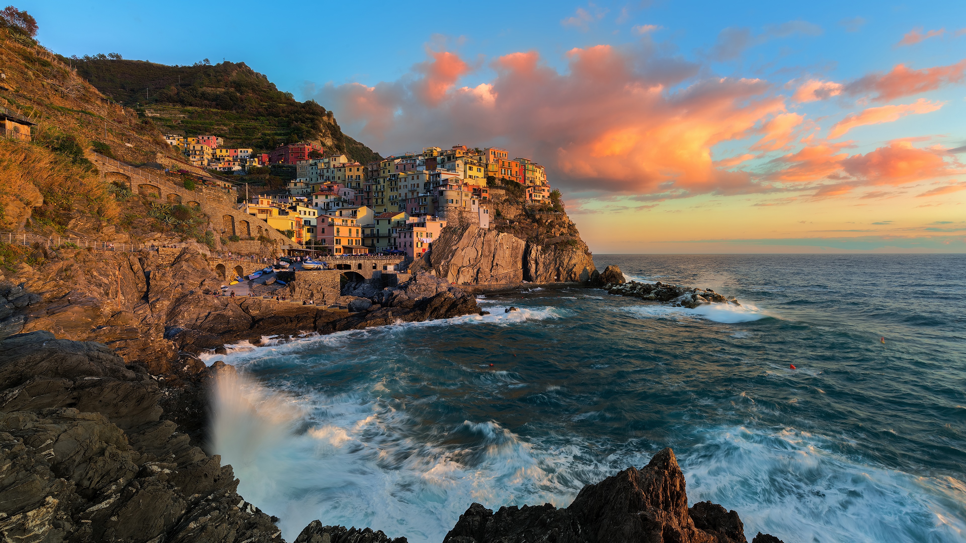 Download mobile wallpaper Italy, Coast, Town, Manarola, Man Made, Towns for free.