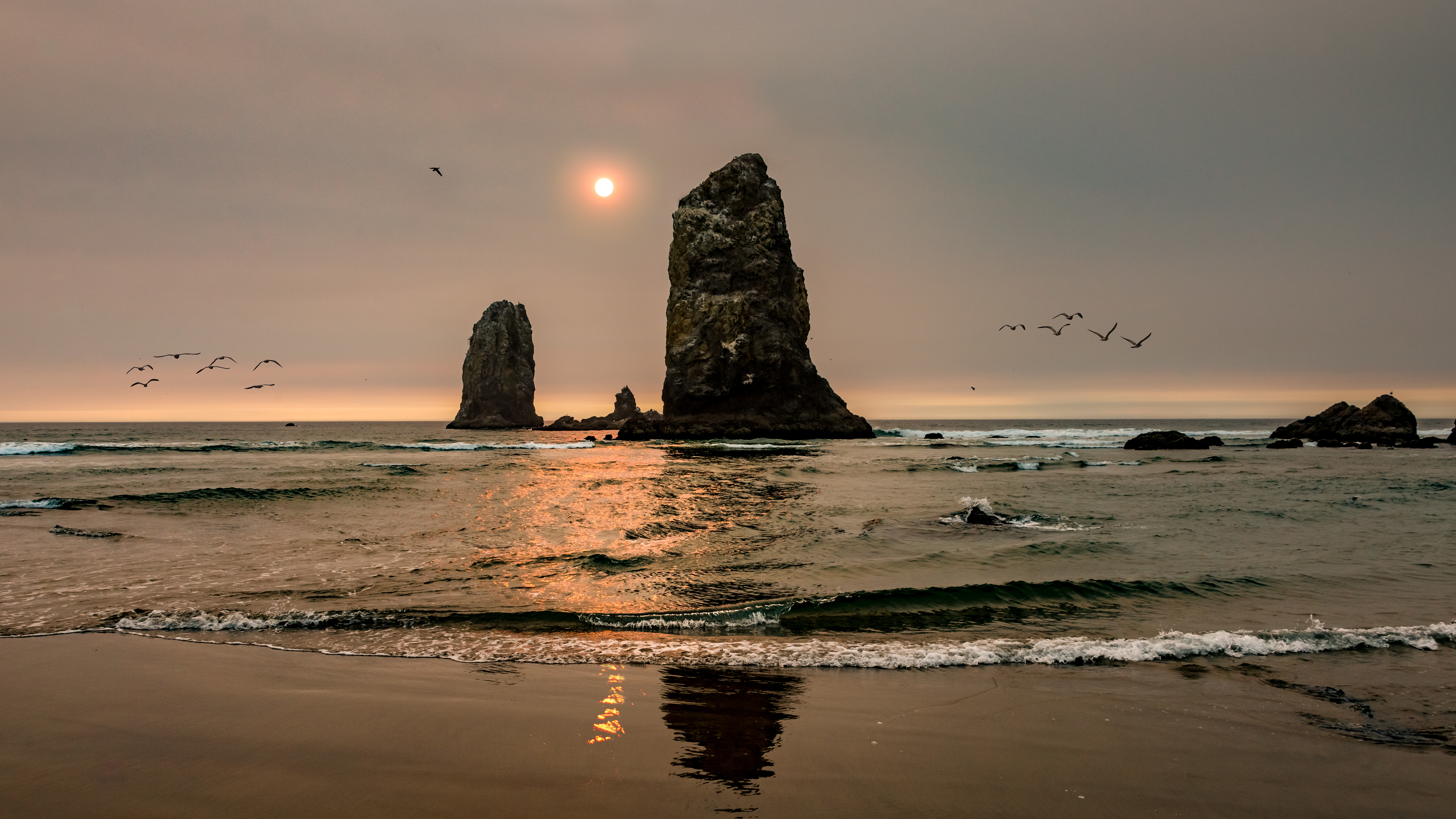 Free download wallpaper Nature, Sunset, Sun, Rocks, Beach on your PC desktop