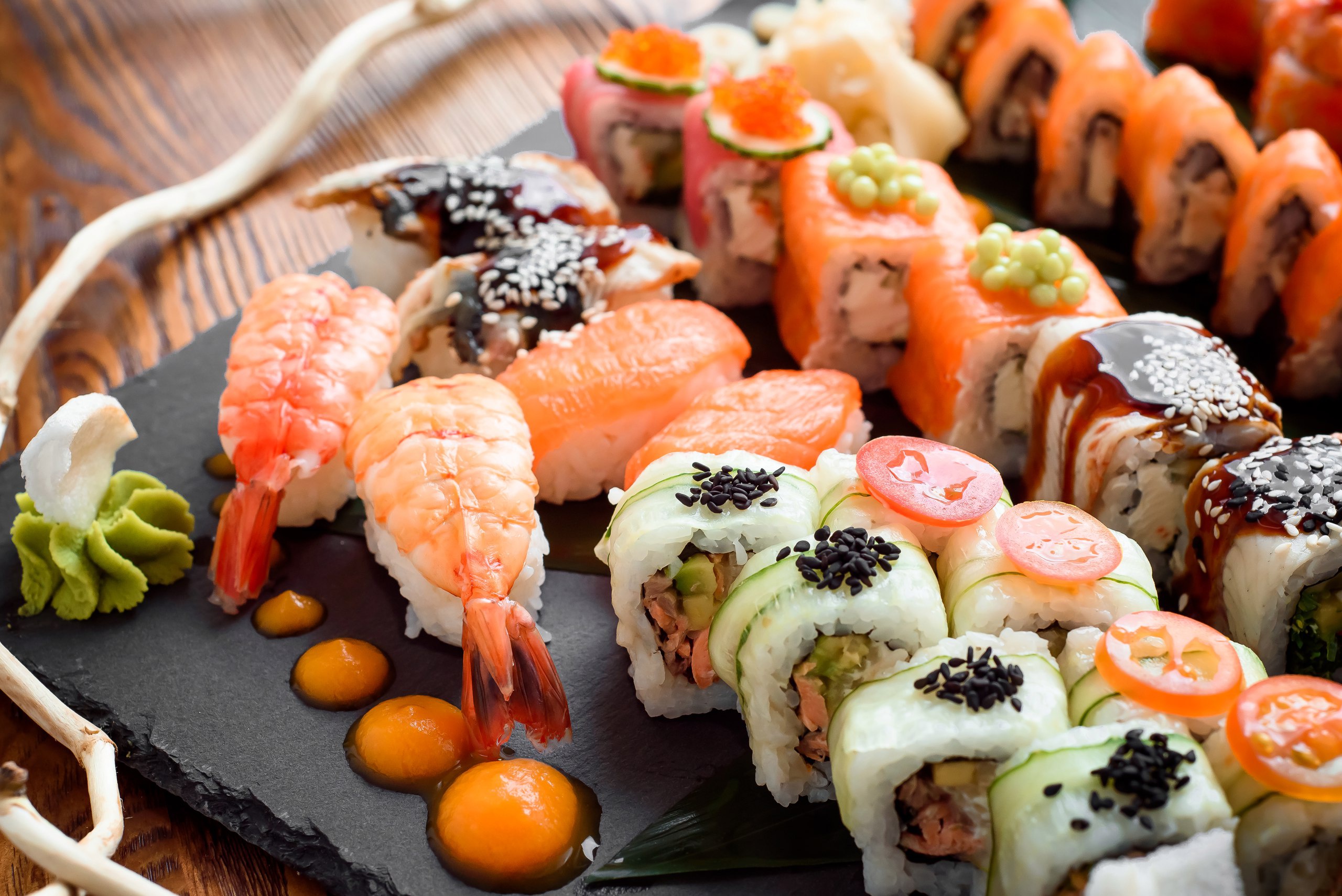 Descarga gratis la imagen Sushi, Marisco, Alimento, Arroz, Bodegón, Pez en el escritorio de tu PC