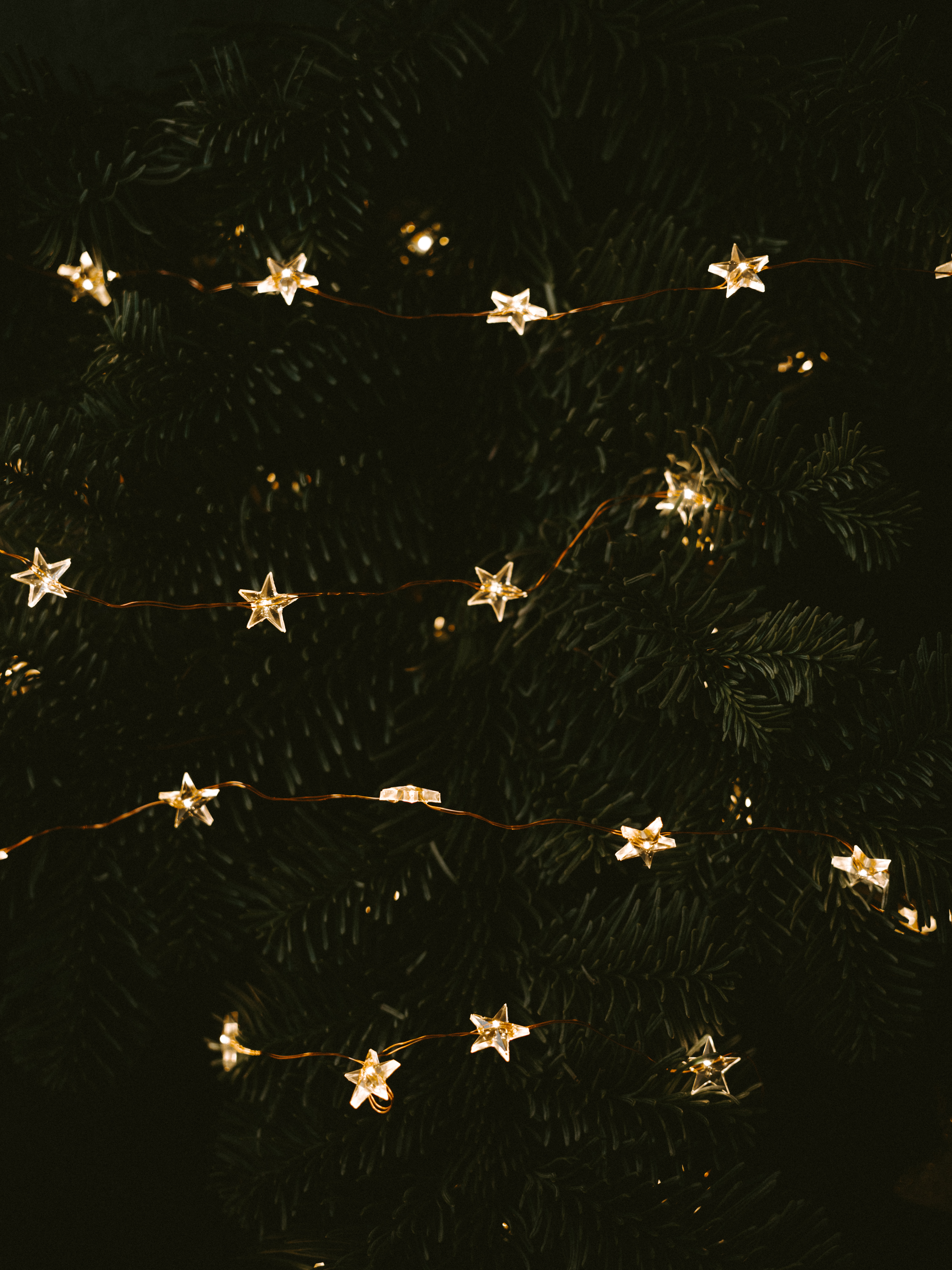 Download mobile wallpaper Stars, Decoration, Holidays, Christmas Tree, New Year, Garland for free.