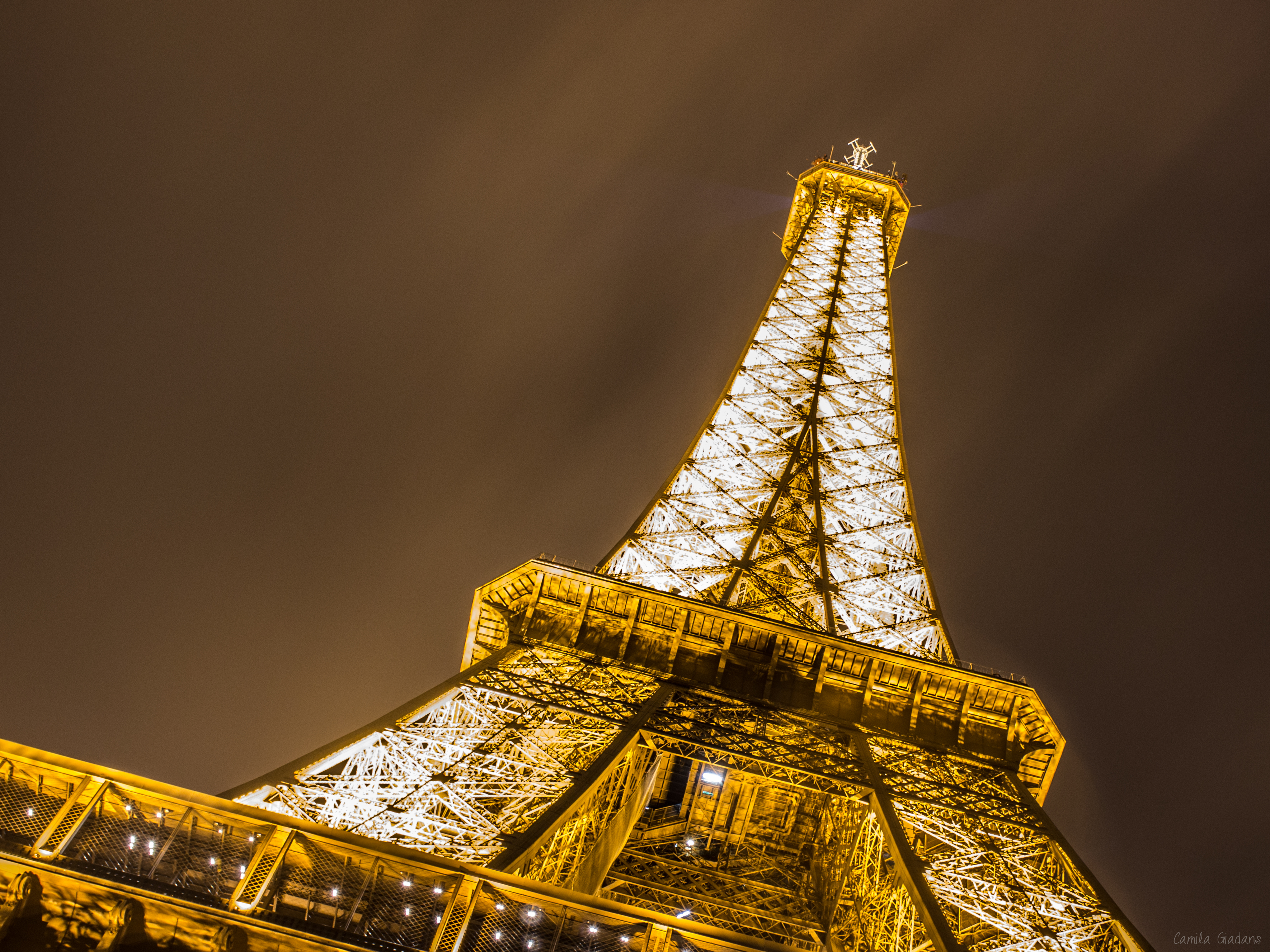 Download mobile wallpaper Night, Paris, Eiffel Tower, Monuments, Light, Close Up, France, Monument, Man Made for free.