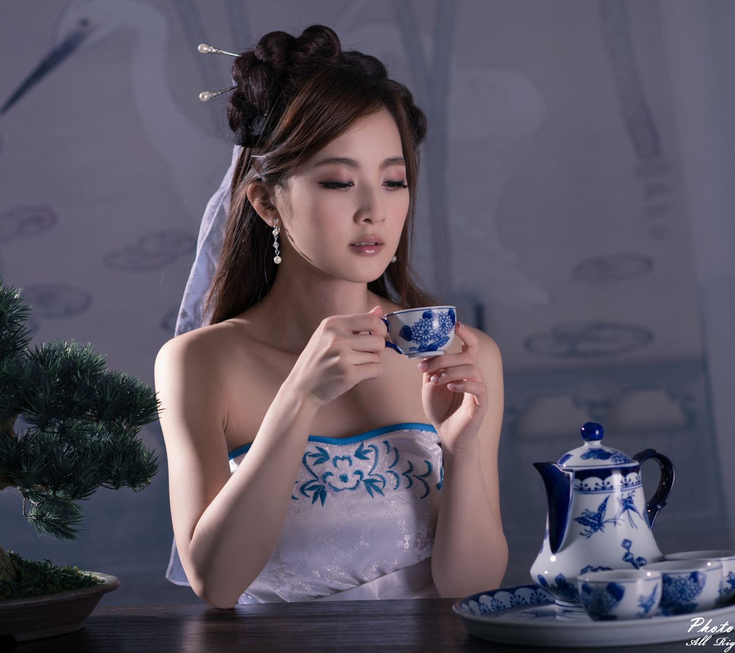 Laden Sie das Tasse, Tee Set, Kleid, Frauen, Bonsai, Asiatisch, Asiatinnen, Mikako Zhang Kaijie, Haarkleid, Haarnadel-Bild kostenlos auf Ihren PC-Desktop herunter