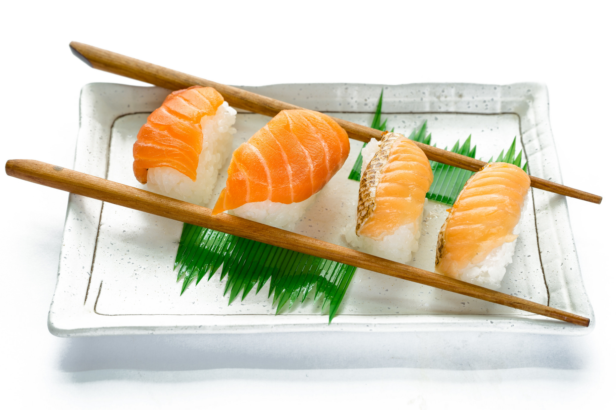 Laden Sie das Sushi, Fisch, Meeresfrüchte, Nahrungsmittel, Reis, Stillleben-Bild kostenlos auf Ihren PC-Desktop herunter
