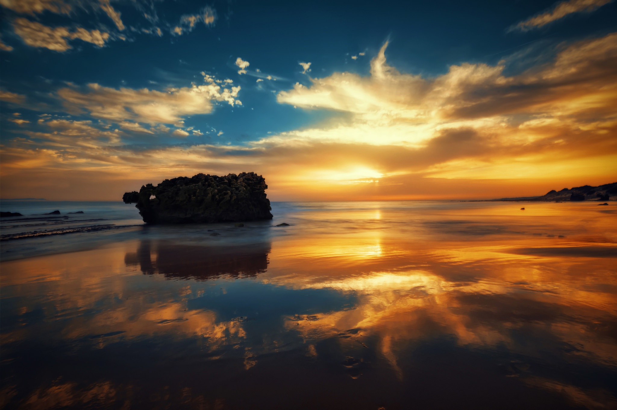 Free download wallpaper Nature, Sky, Horizon, Reflection, Ocean, Earth on your PC desktop