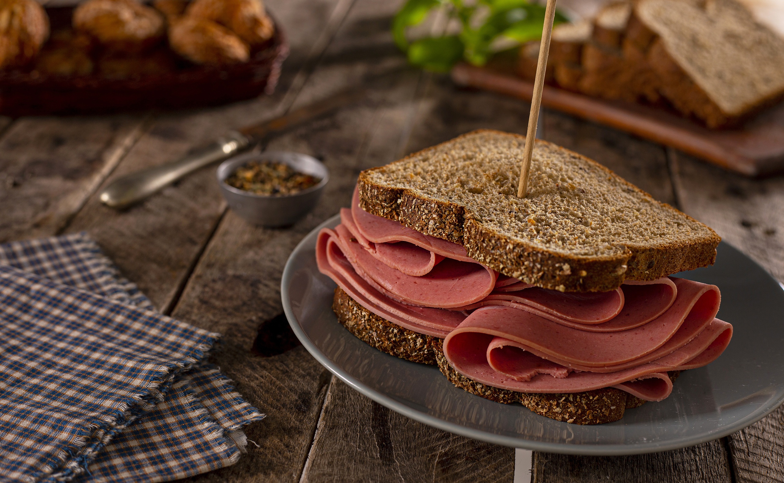 Laden Sie das Brot, Sandwich, Schinken, Nahrungsmittel-Bild kostenlos auf Ihren PC-Desktop herunter