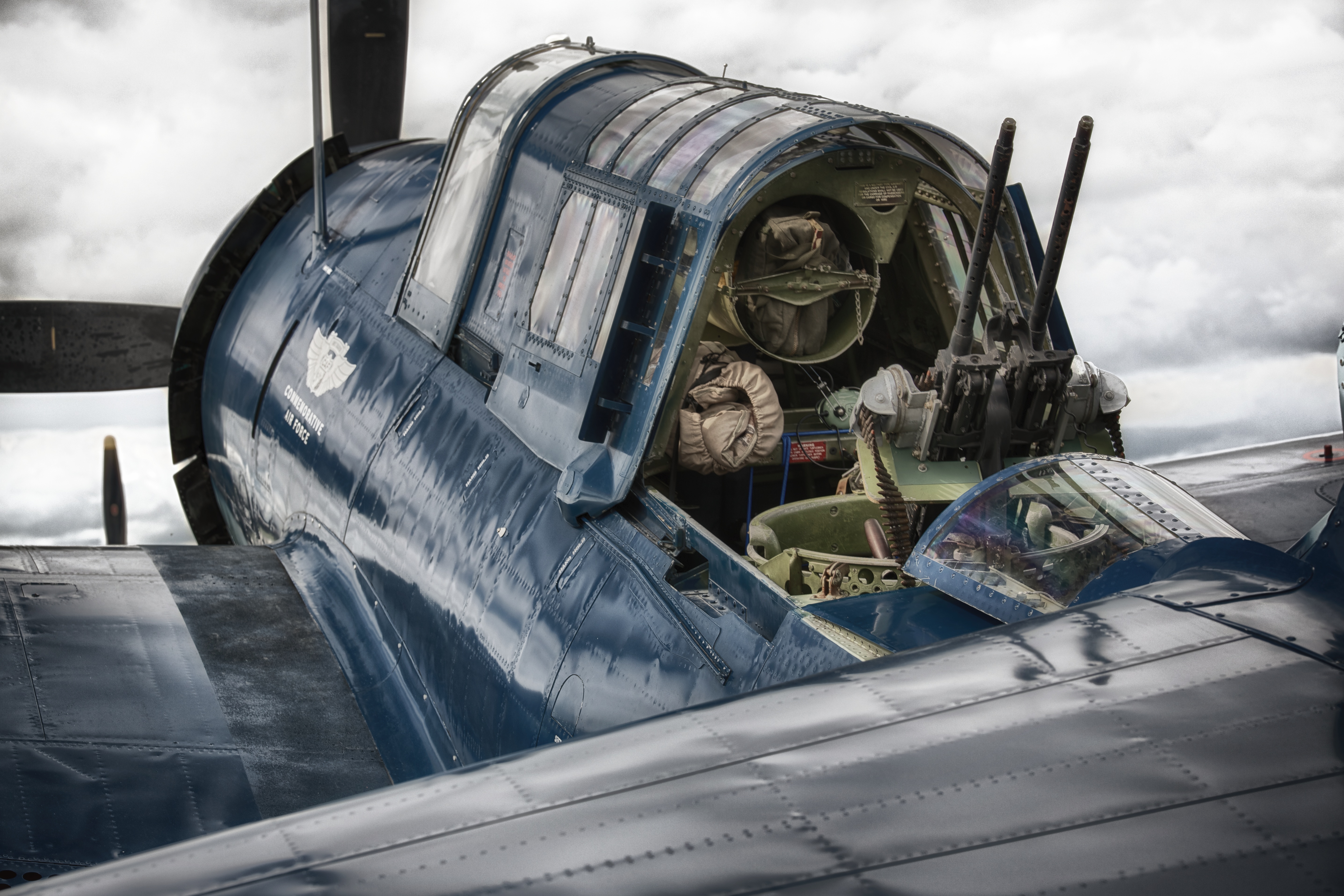 PCデスクトップに爆撃機, 軍隊, カーチス Sb2C ヘルダイバー画像を無料でダウンロード