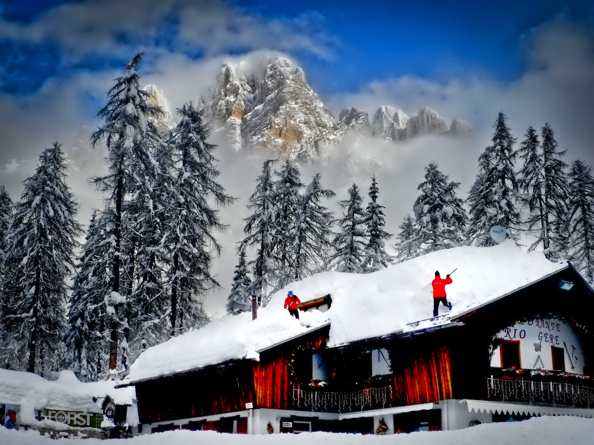 Скачать обои бесплатно Зима, Снег, Гора, Дерево, Фотографии картинка на рабочий стол ПК