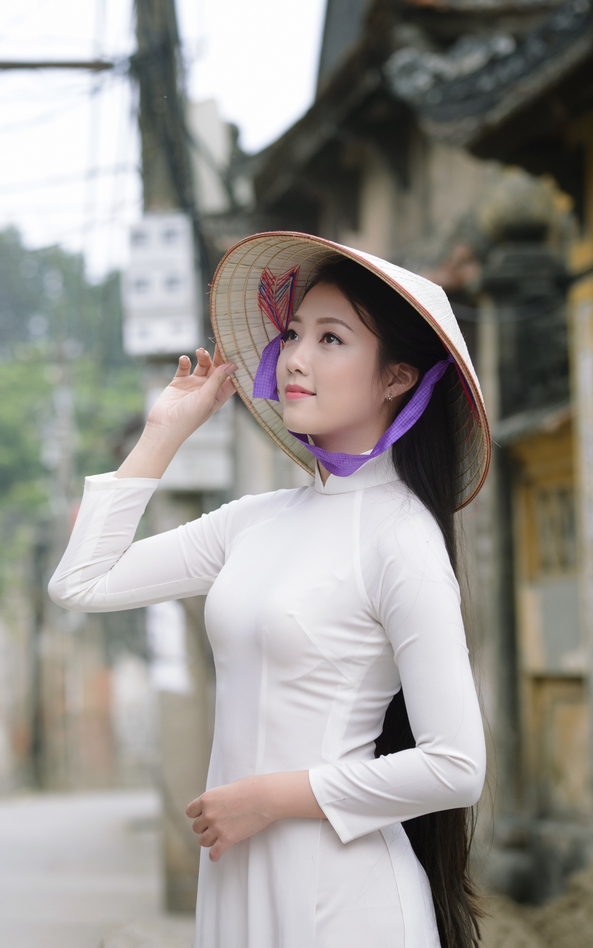 Handy-Wallpaper Modell, Frauen, Asiatinnen, Vietnamesisch, Ao Dai, Asiatischer Konischer Hut kostenlos herunterladen.
