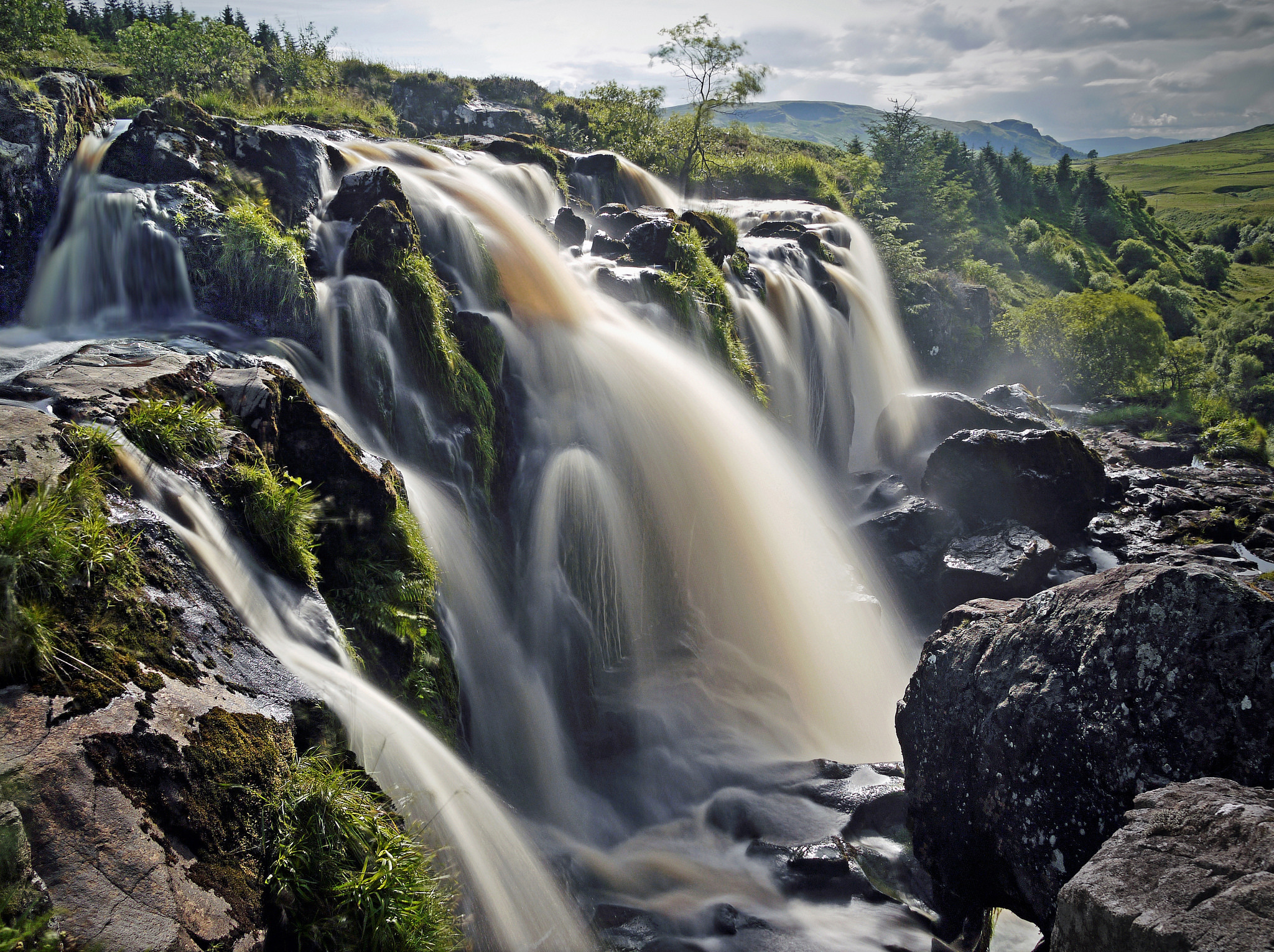 Download mobile wallpaper Landscape, Nature, Waterfalls, Waterfall, Earth, Scotland for free.