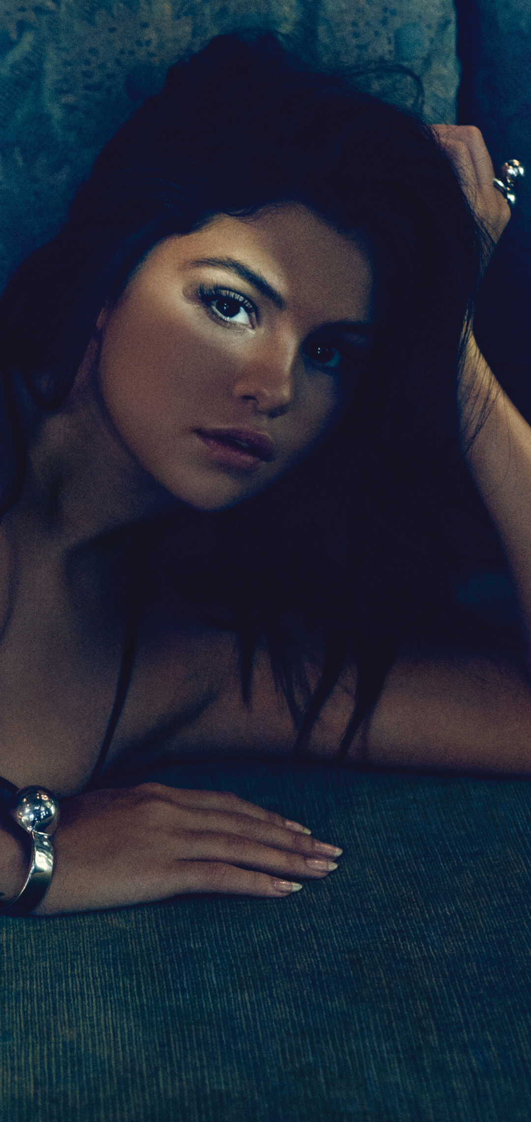 Download mobile wallpaper Music, Selena Gomez, Singer, Brunette, Actress, Blue Dress for free.