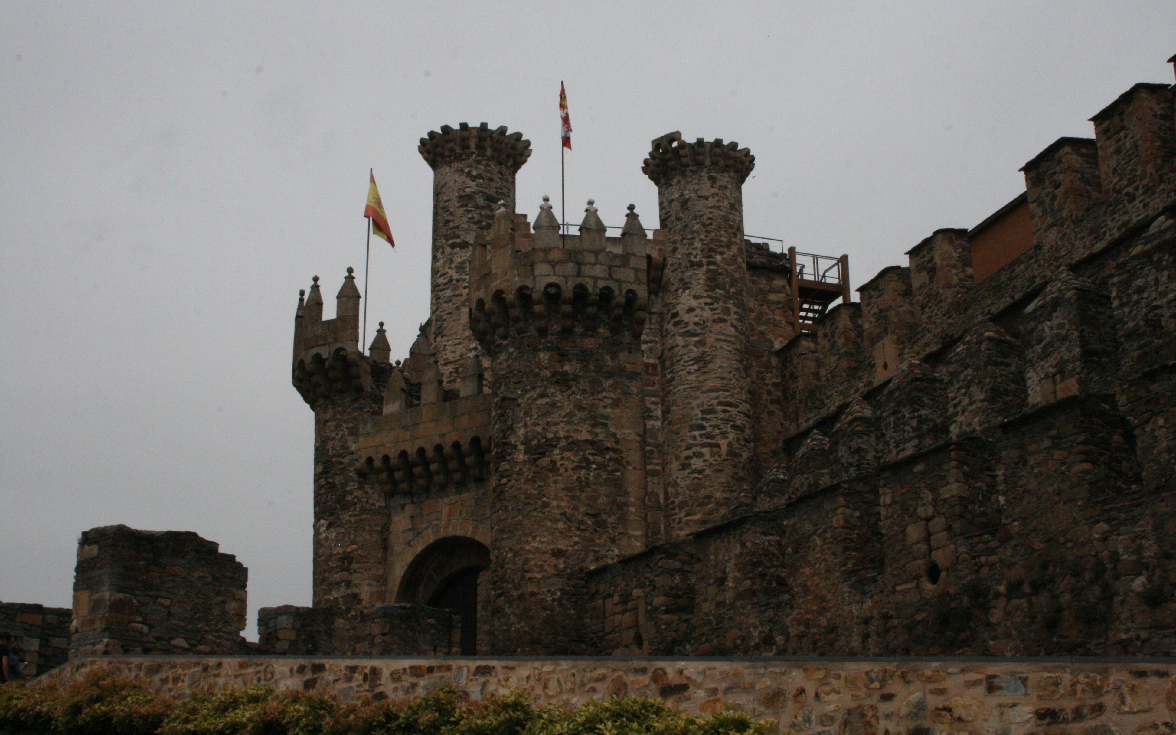 Laden Sie Templerburg Von Ponferrada HD-Desktop-Hintergründe herunter