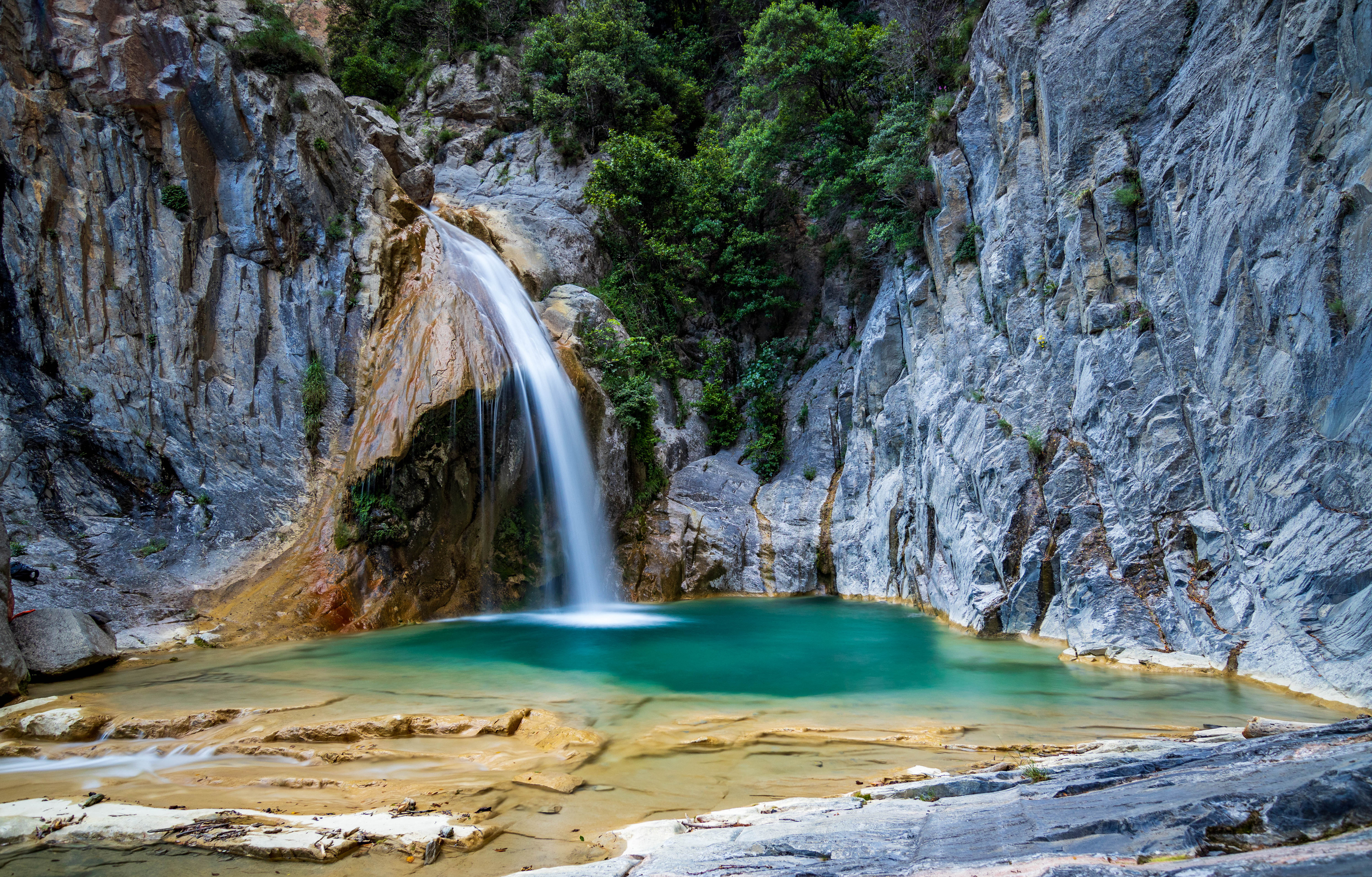 Handy-Wallpaper Natur, Wasserfälle, Wasserfall, Spanien, Erde/natur kostenlos herunterladen.