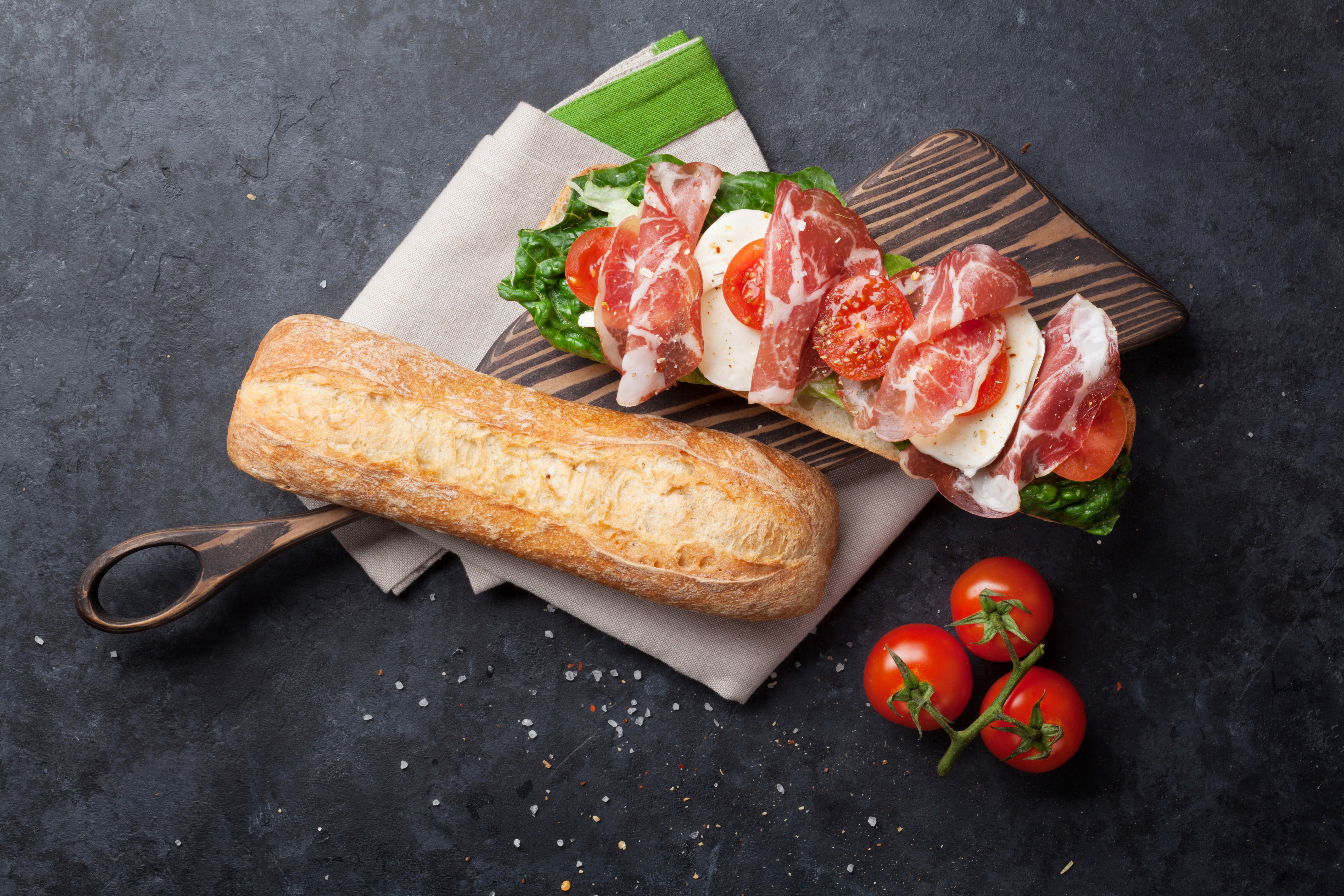 Laden Sie das Fleisch, Brot, Tomate, Sandwich, Nahrungsmittel, Stillleben-Bild kostenlos auf Ihren PC-Desktop herunter