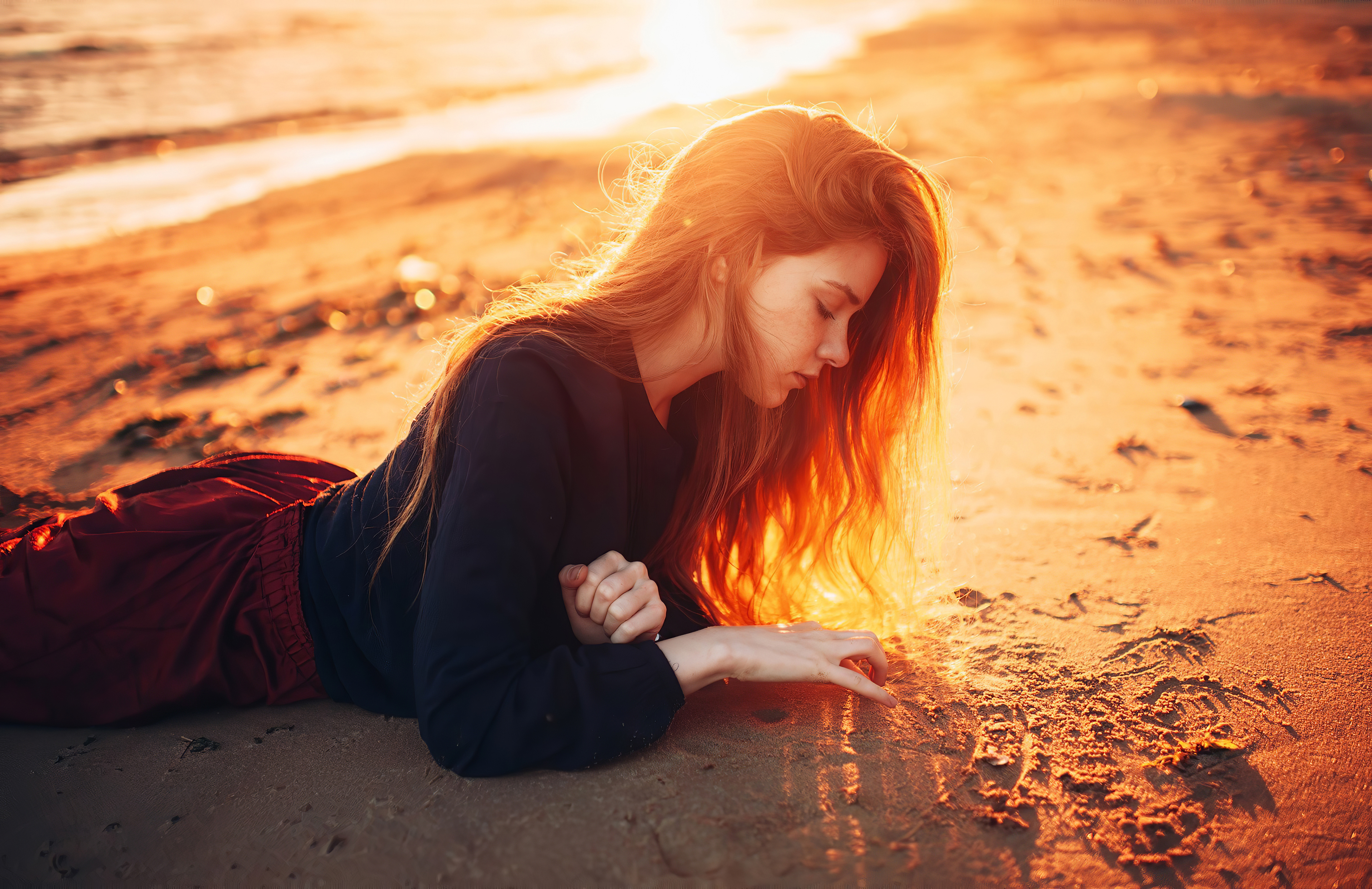 Download mobile wallpaper Beach, Sand, Redhead, Mood, Model, Women for free.