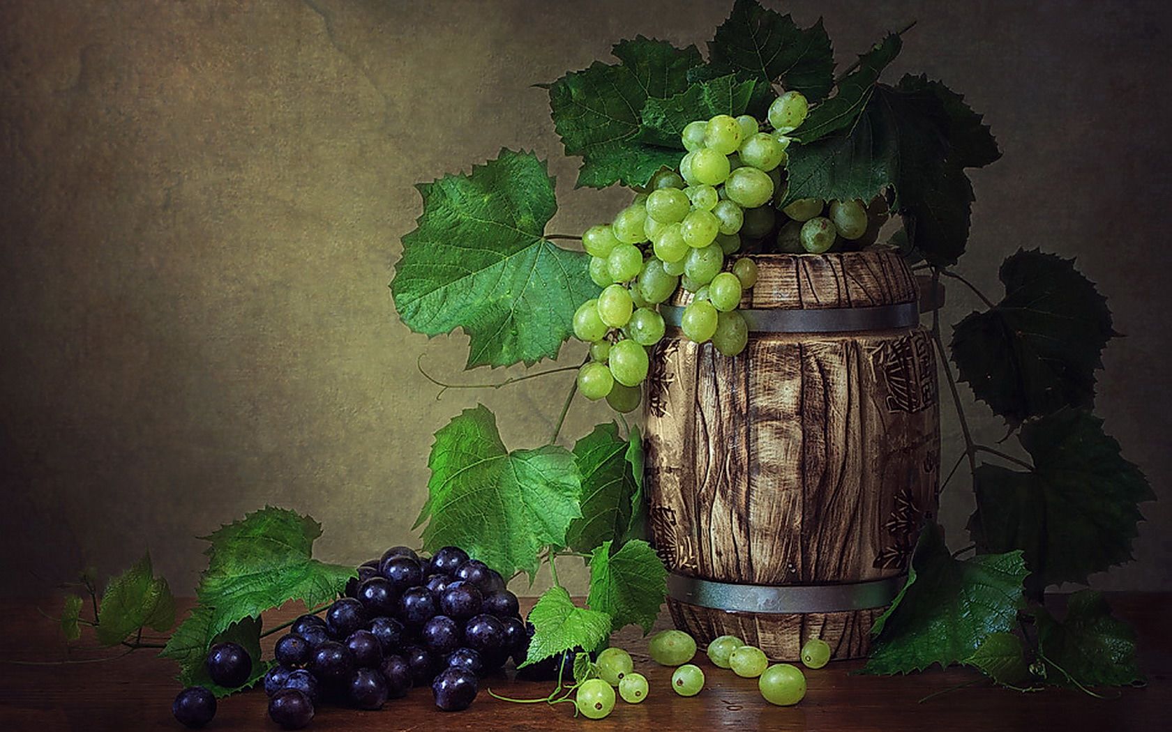 photography, still life, barrel, grapes, wine